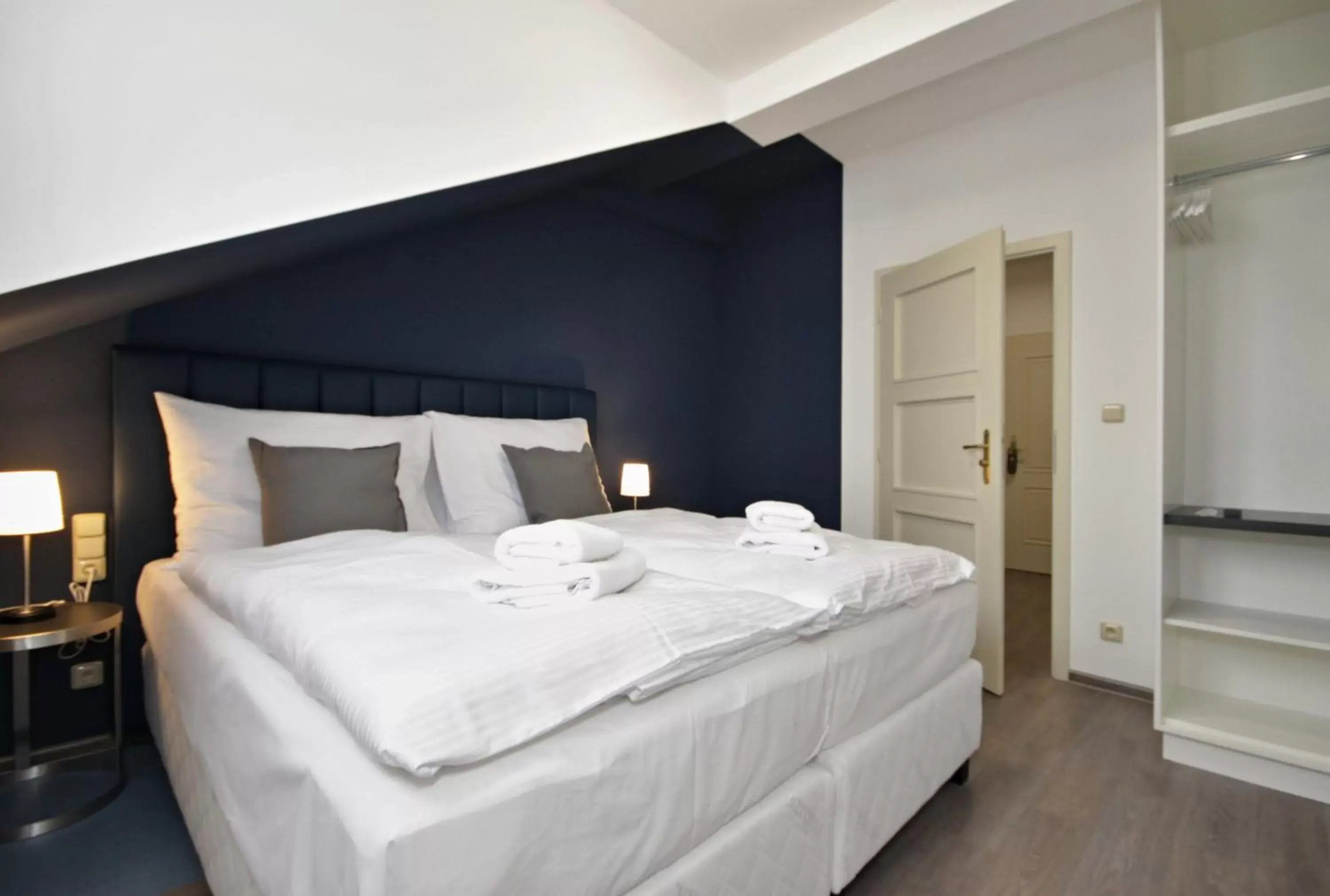 Bedroom, Bed in Alveo Suites Bedroom, Bed in Alveo Suites