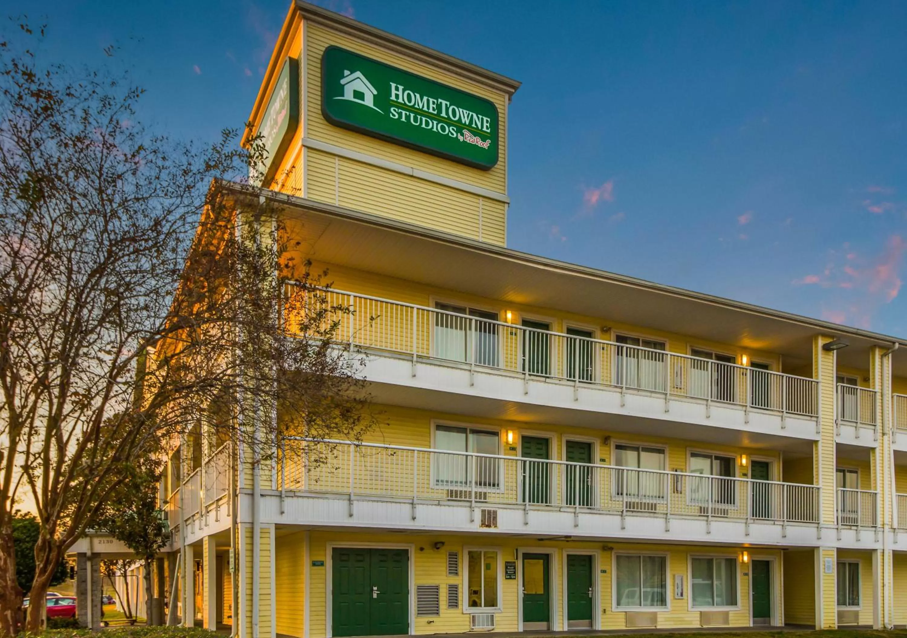 Property building in HomeTowne Studios by Red Roof Houston - West Oaks - Energy Corridor