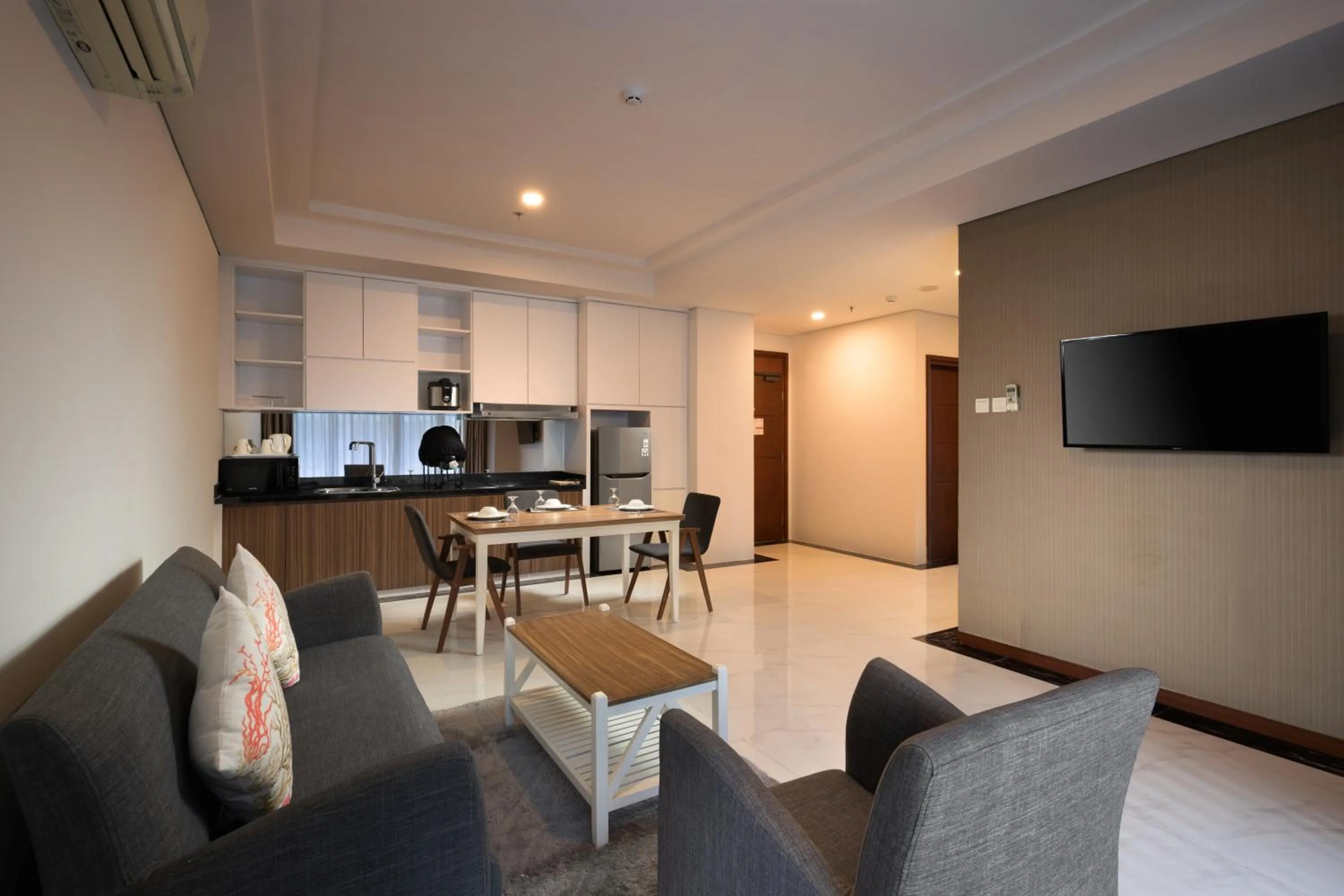 TV and multimedia in Panbil Residence Serviced Apartment