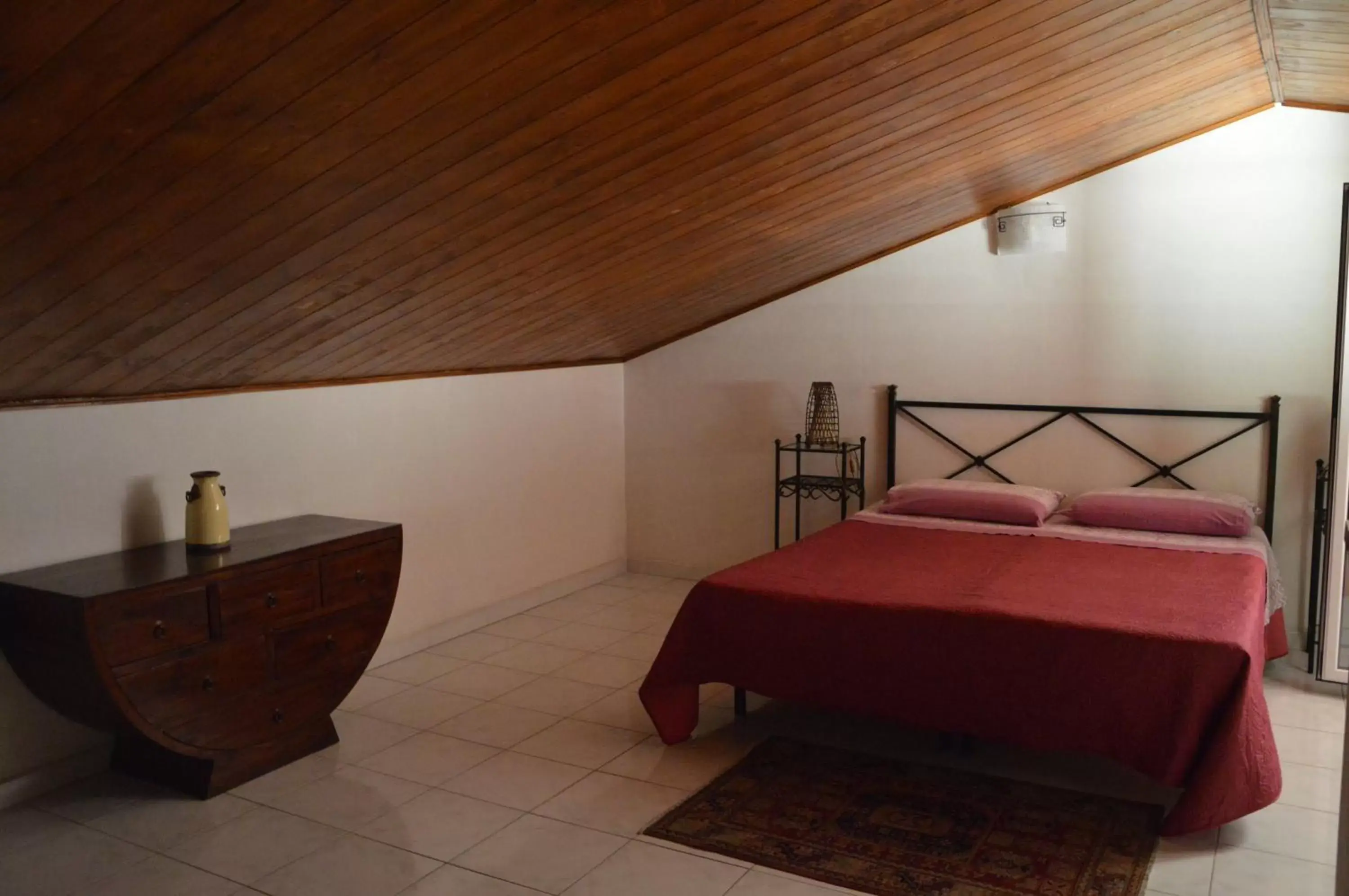 Bed in B&B Al cortiletto Modica centro