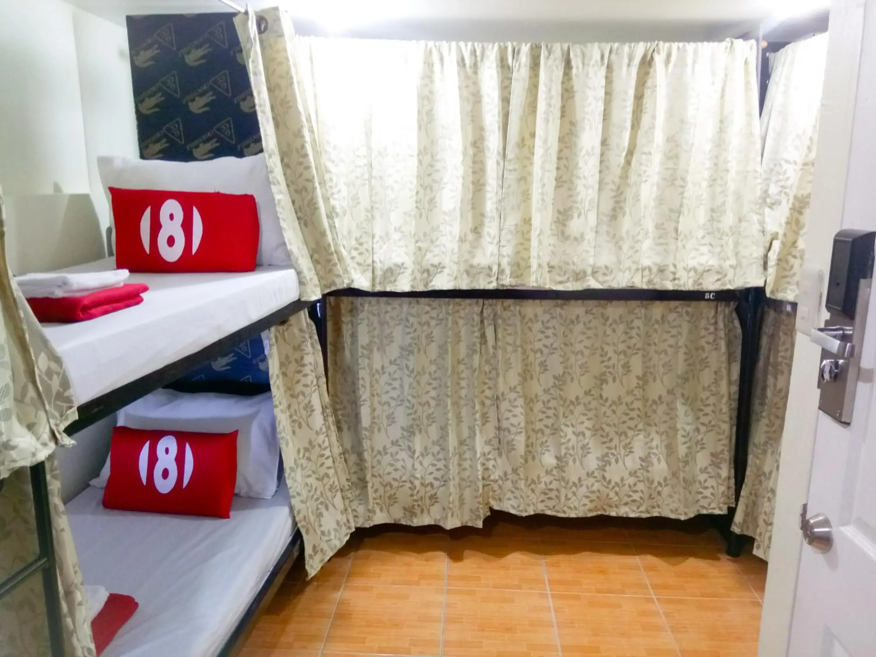 Bunk Bed in 8hostel