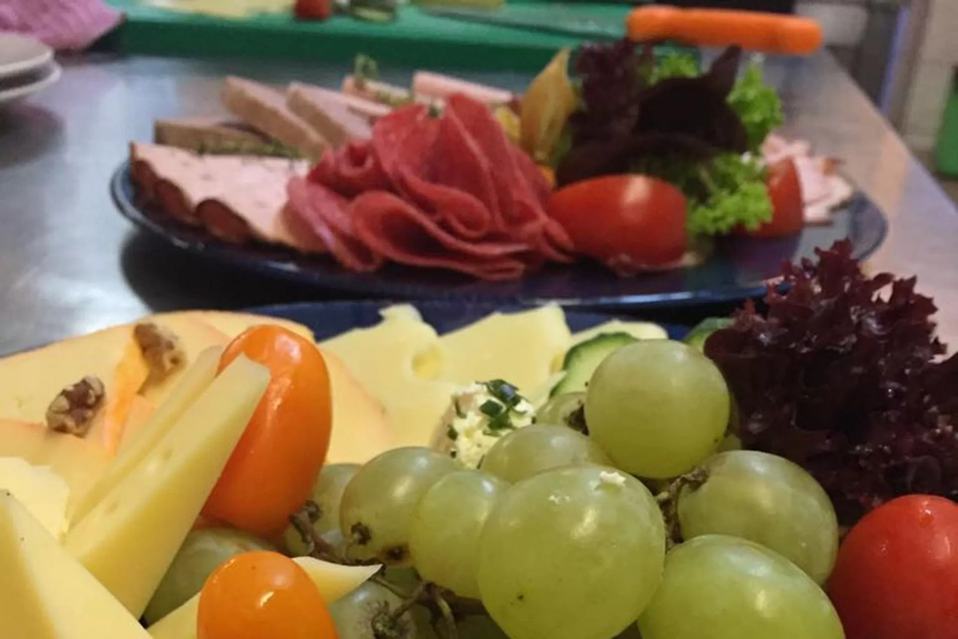 Breakfast, Food in Appartementhaus Dachsteinblick