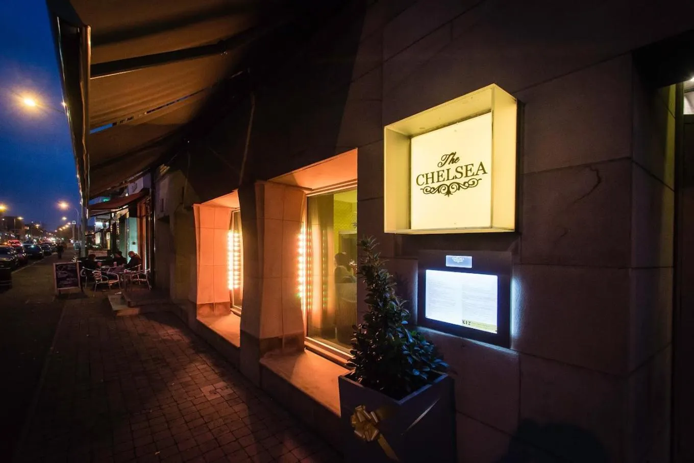 Restaurant/places to eat in Cordia Serviced Apartments - Free on-site parking