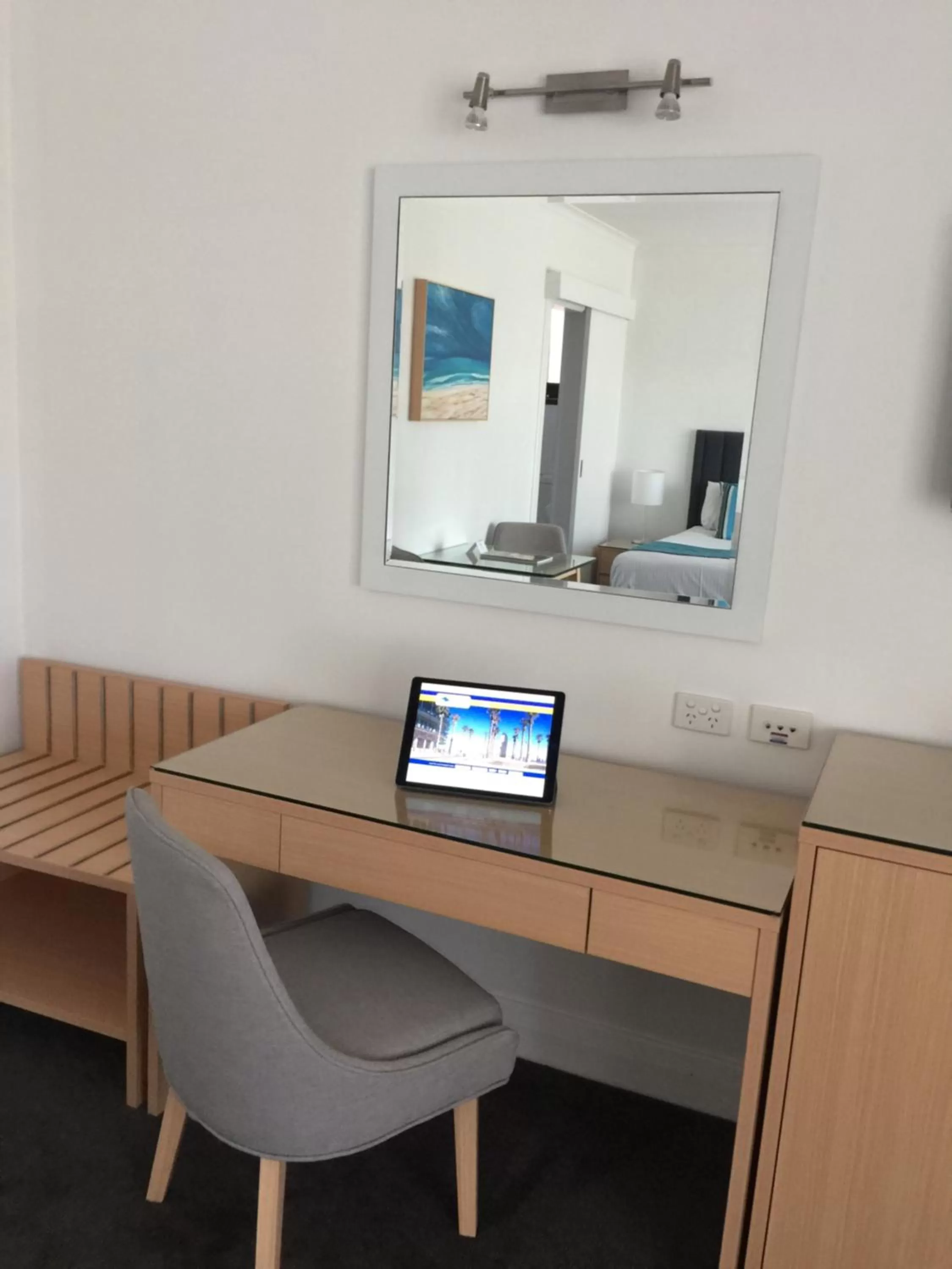 Bedroom in Ensenada Motor Inn and Suites