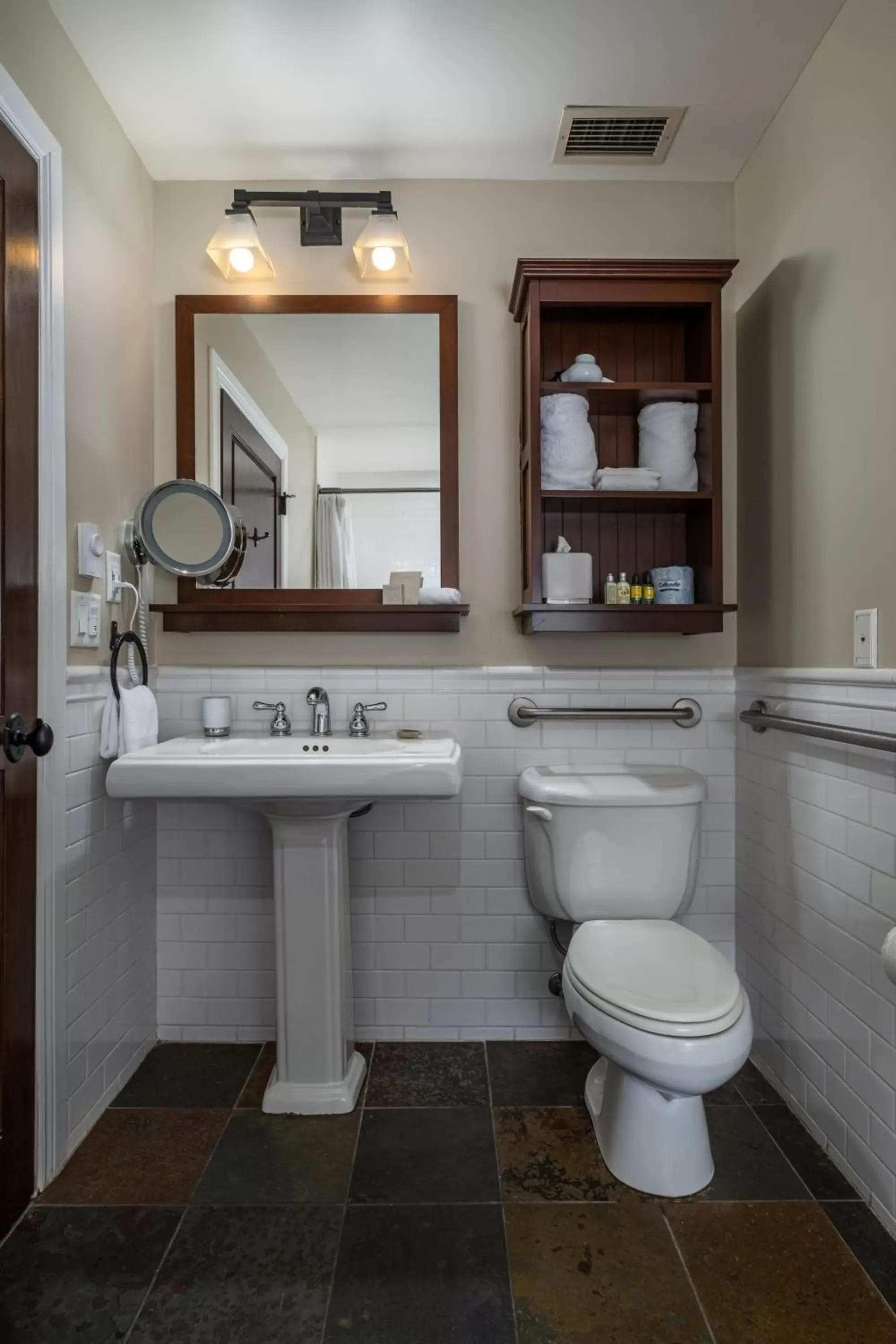 Bathroom in Château Beauvallon