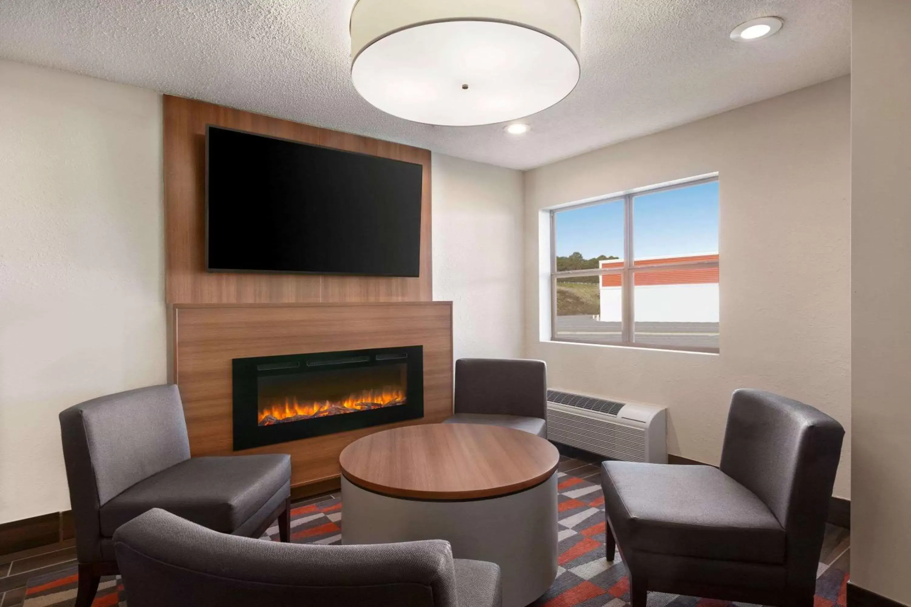 Lobby or reception, Seating Area in Microtel Inn & Suites by Wyndham