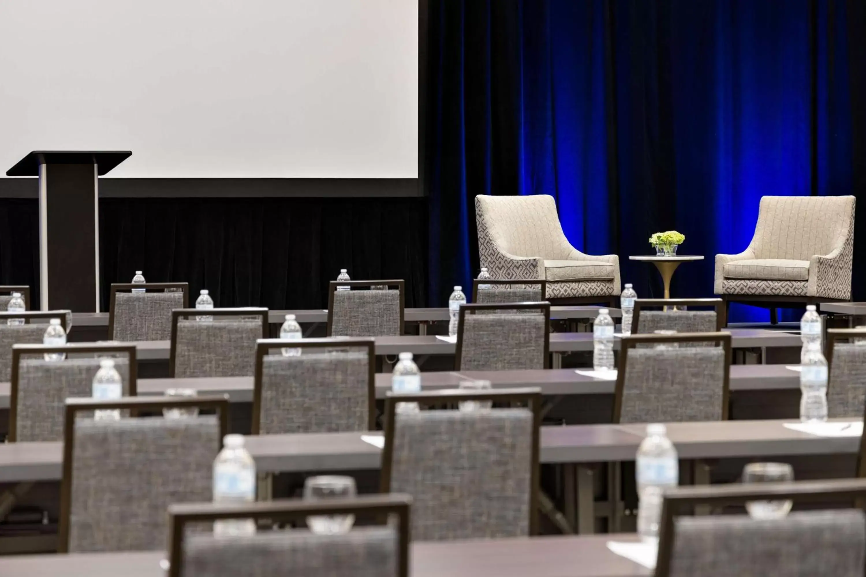 Meeting/conference room in Hilton Alpharetta Atlanta