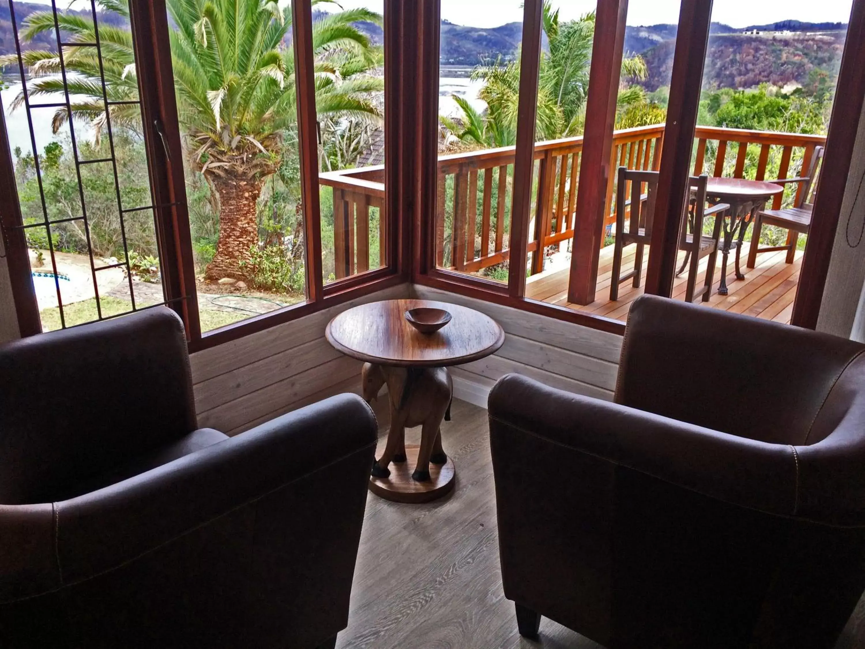 Suite - single occupancy in Fish Eagle Lodge Suite - single occupancy in Fish Eagle Lodge