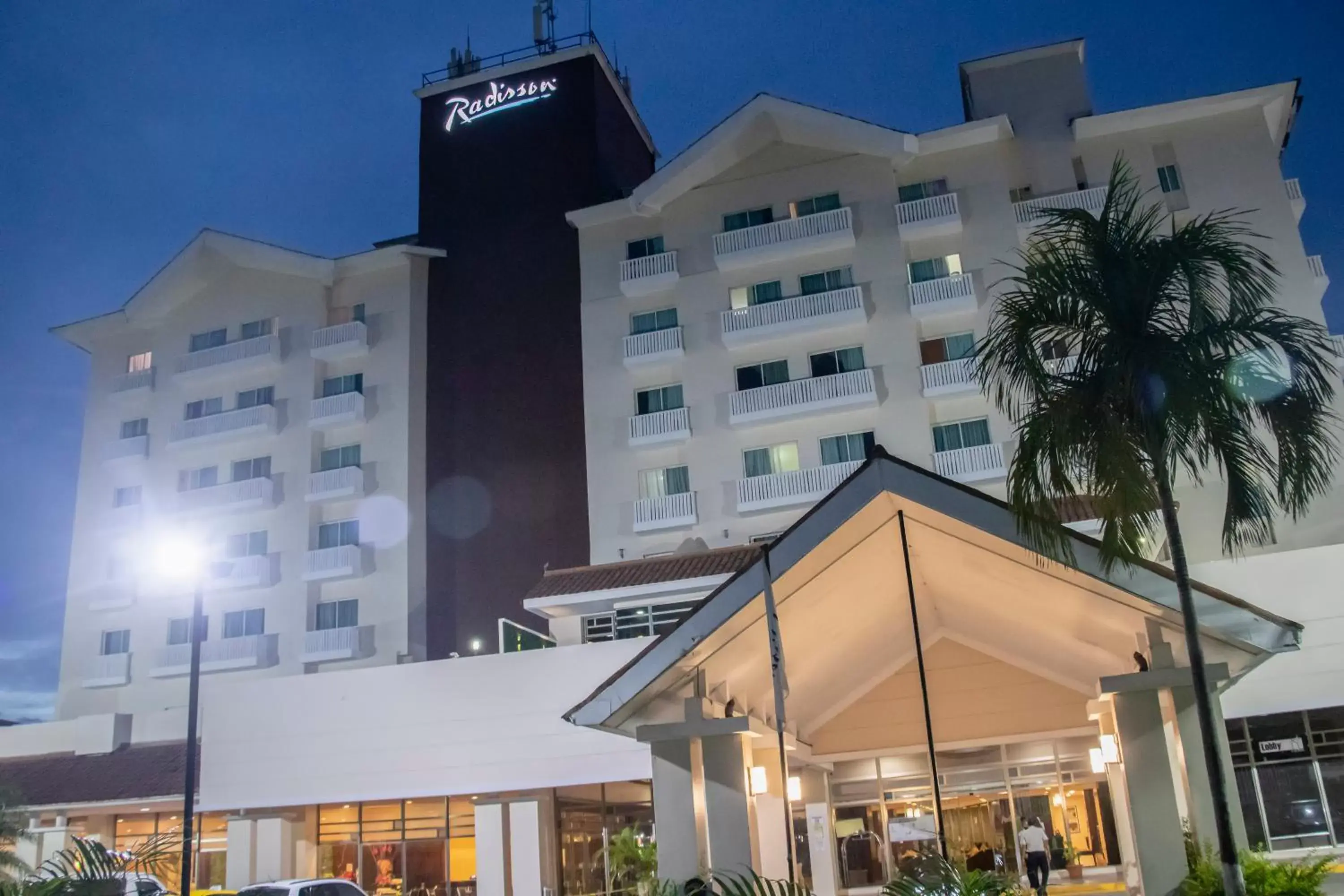 Property building in Radisson Colon 2,000 Hotel & Casino Property building in Radisson Colon 2,000 Hotel & Casino