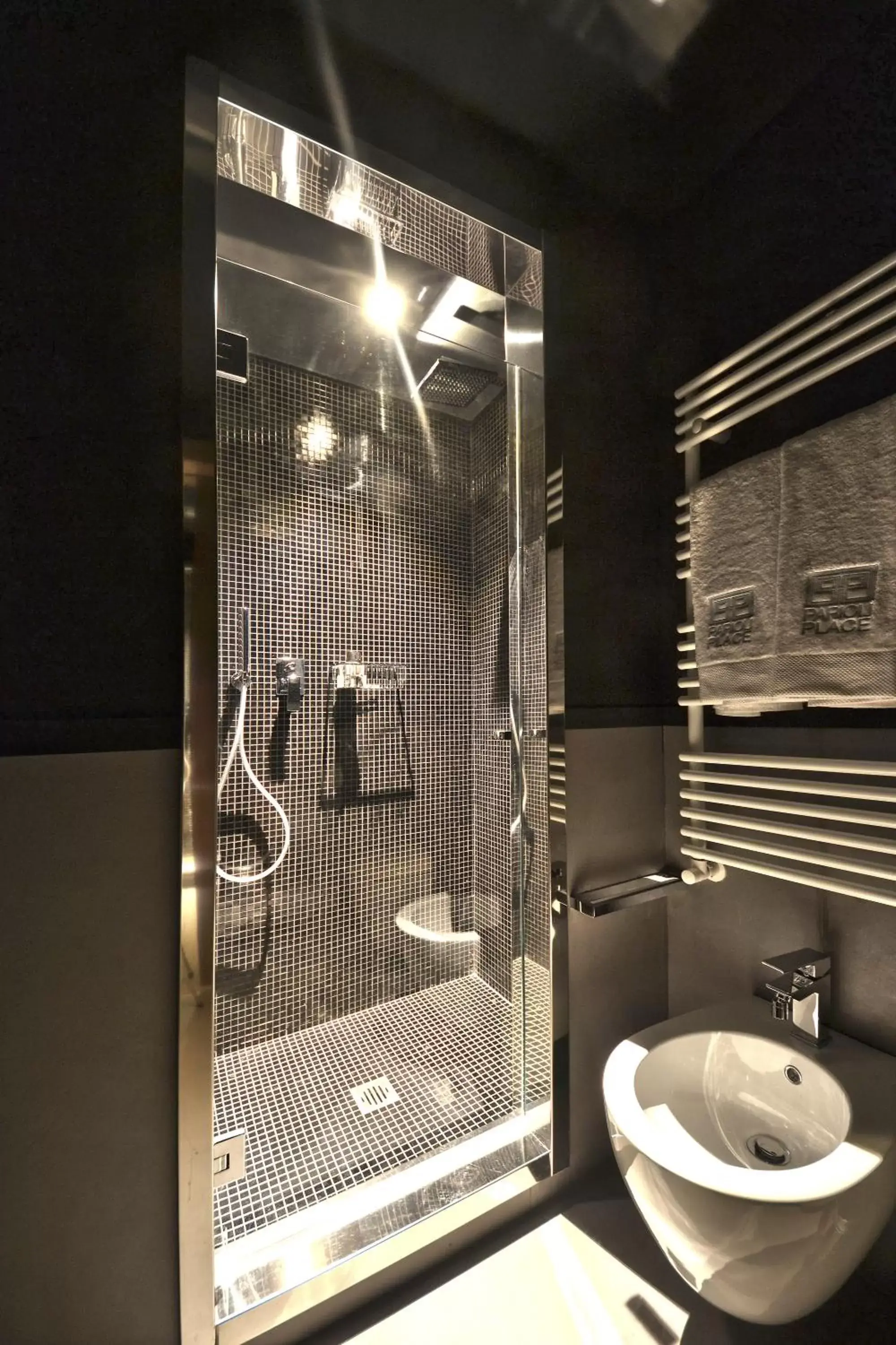 Shower, Bathroom in Parioli Place B&B