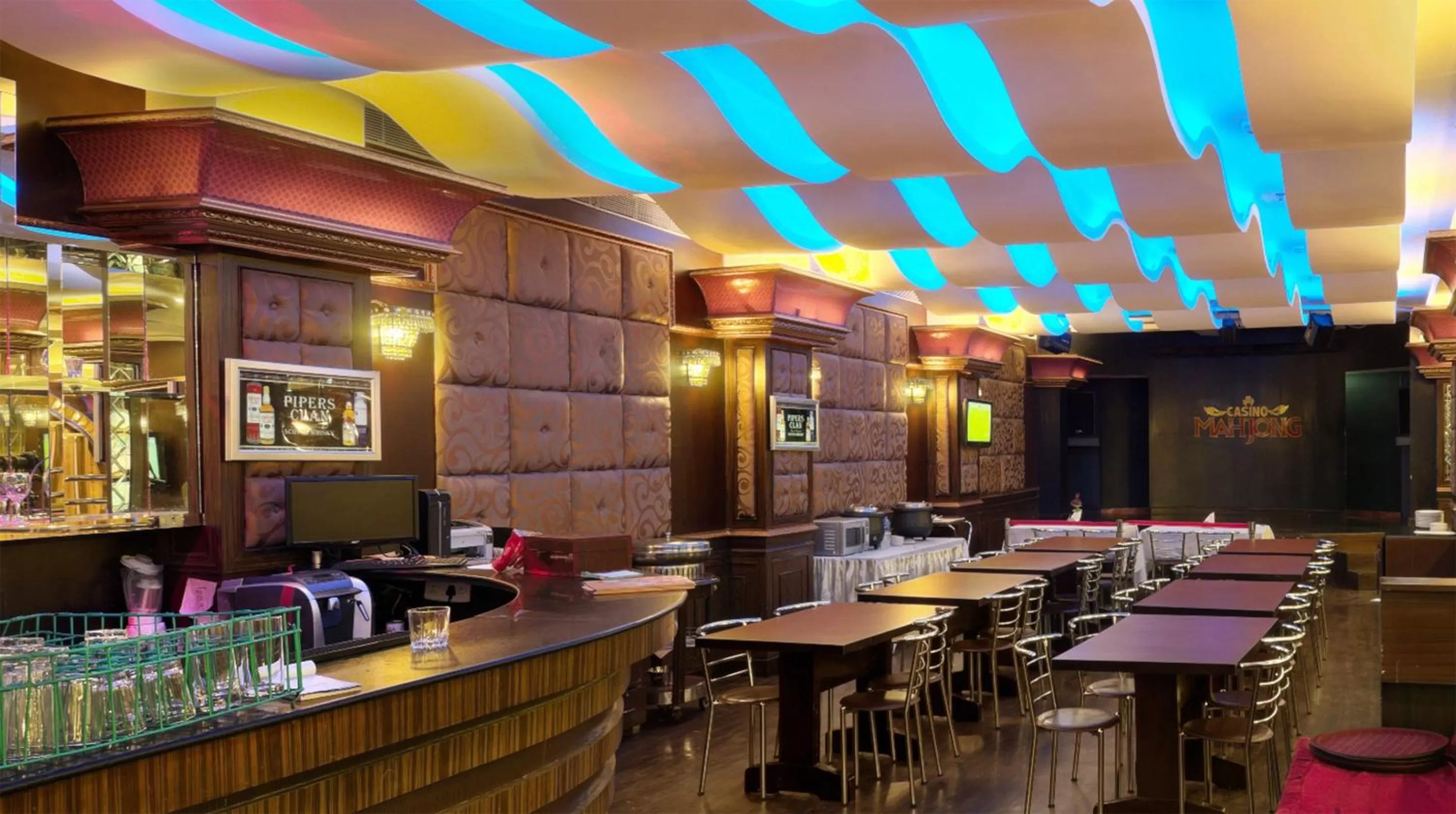 Lounge or bar in Mayfair Spa Resort & Casino