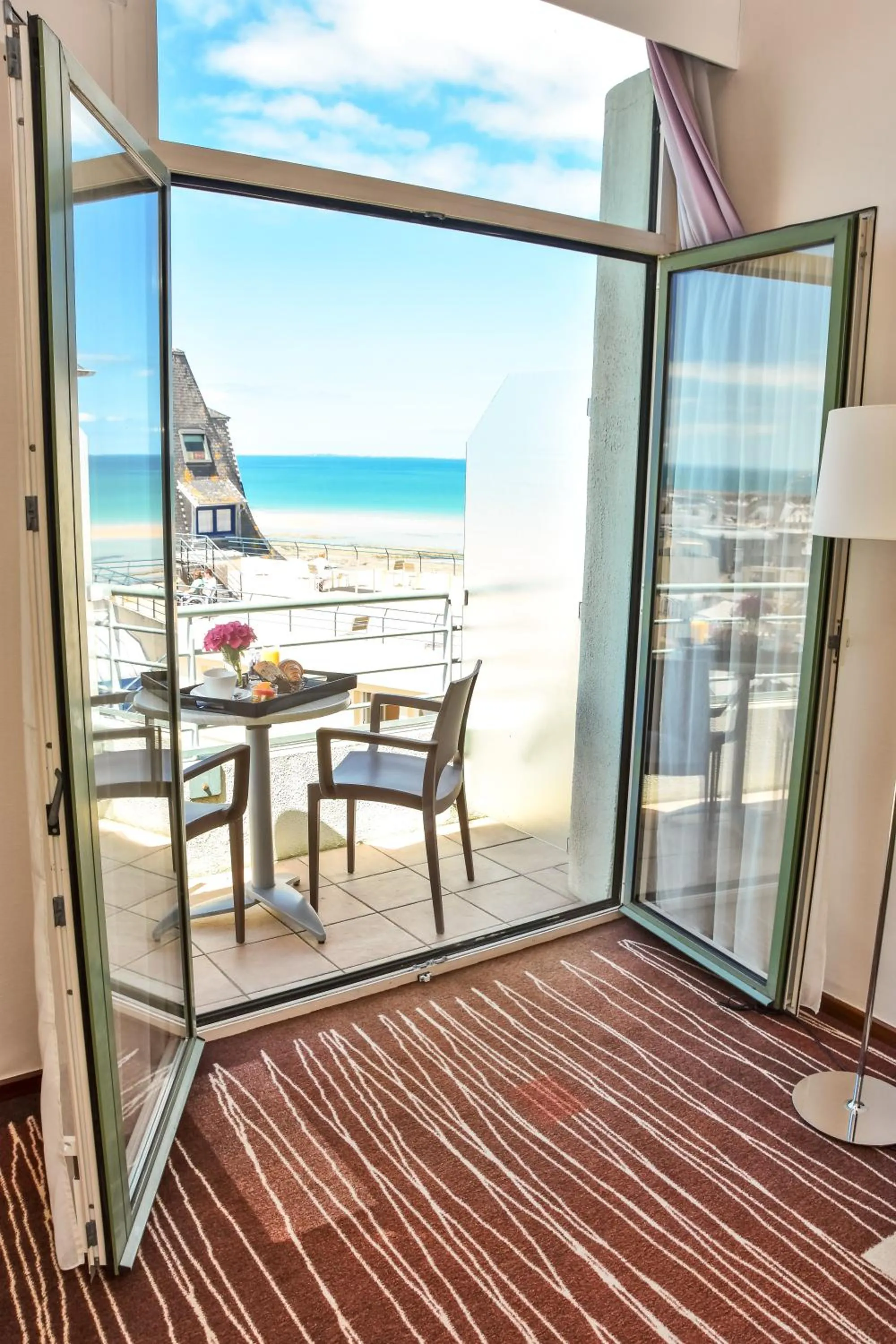 Balcony/Terrace in Mercure Granville Le Grand Large