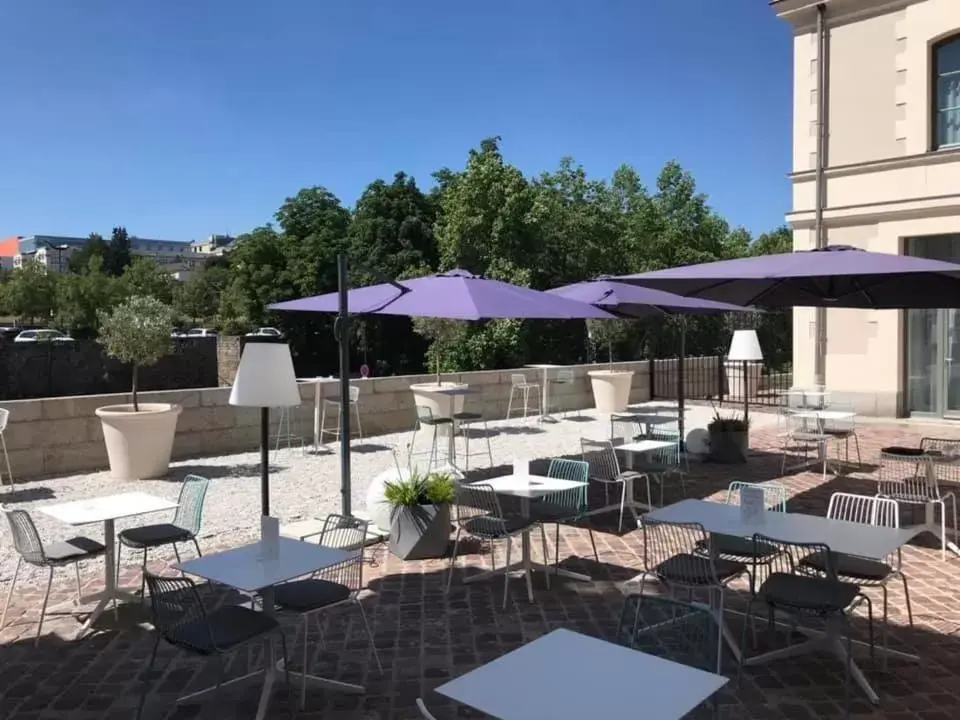 Balcony/Terrace, Restaurant/Places to Eat in Le Magic Hôtel & Spa