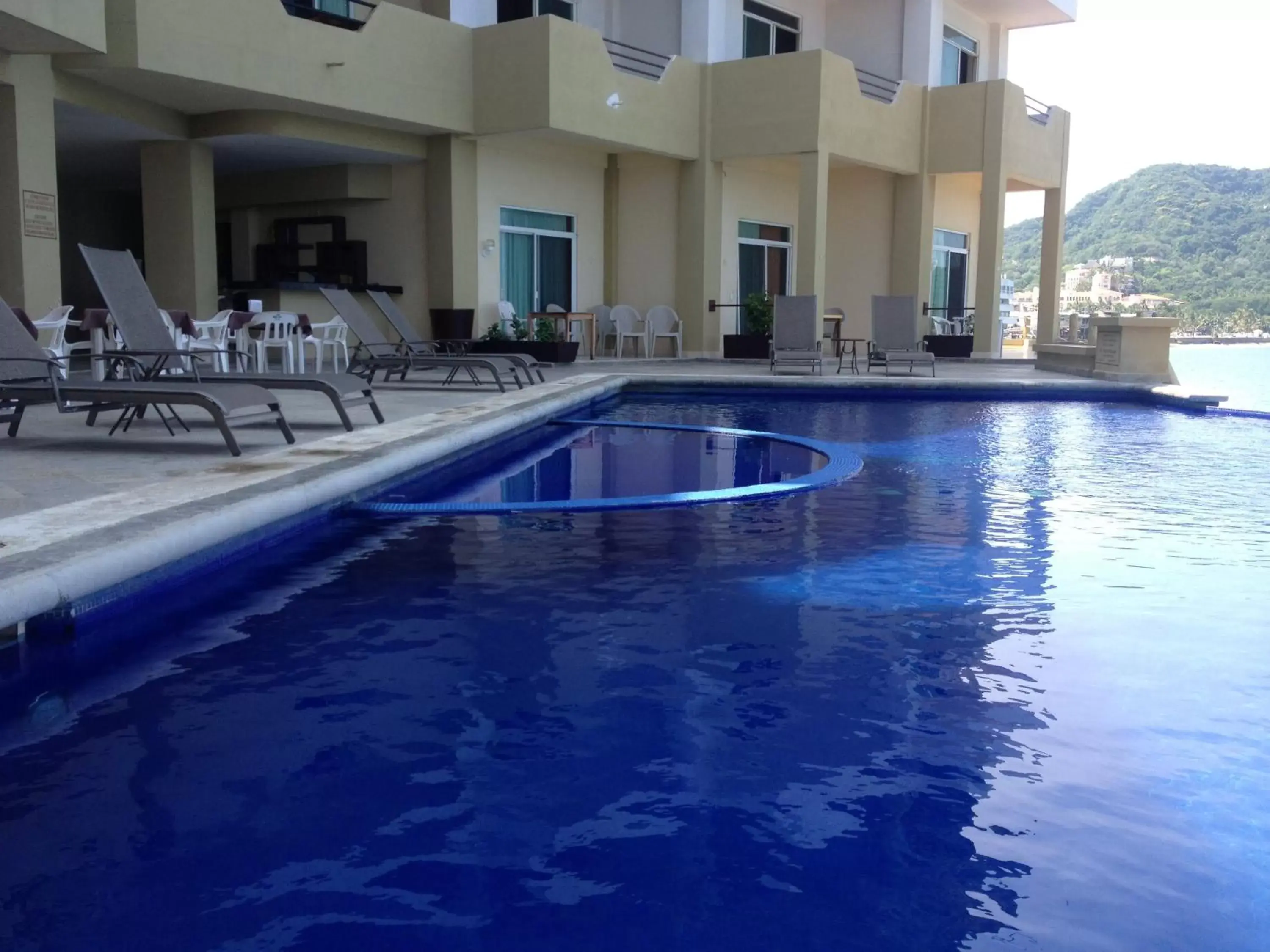 Swimming Pool in Hotel Bogavante