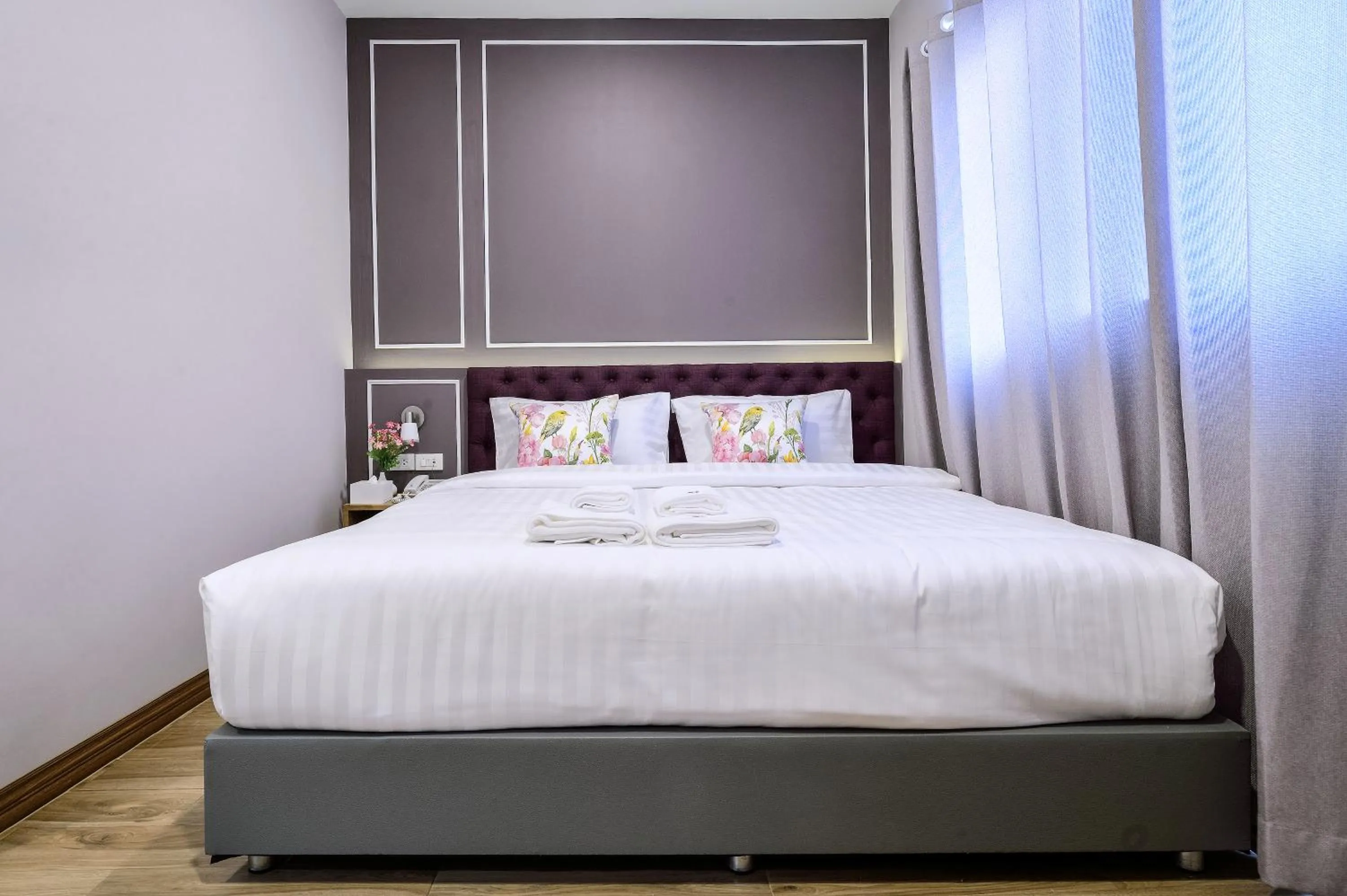 Bedroom, Bed in De Lavender Bangkok Hotel