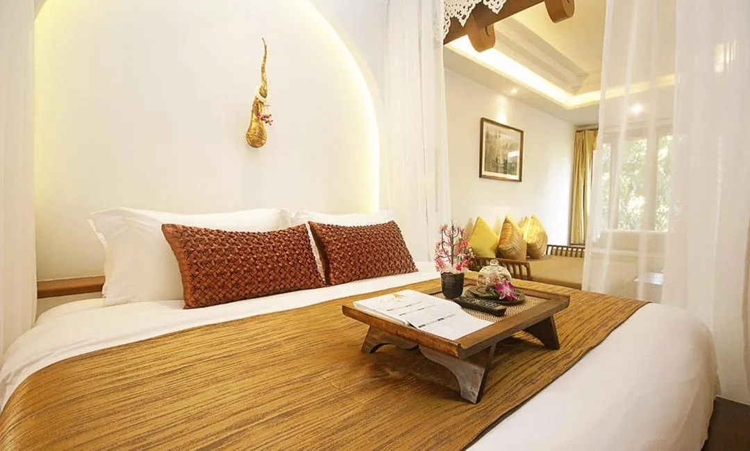 Bedroom, Bed in Royal Muang Samui Villas