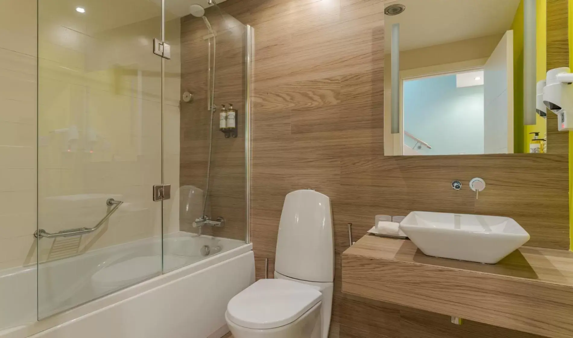 Bathroom in Pestana Alvor Praia Premium Beach & Golf Resort