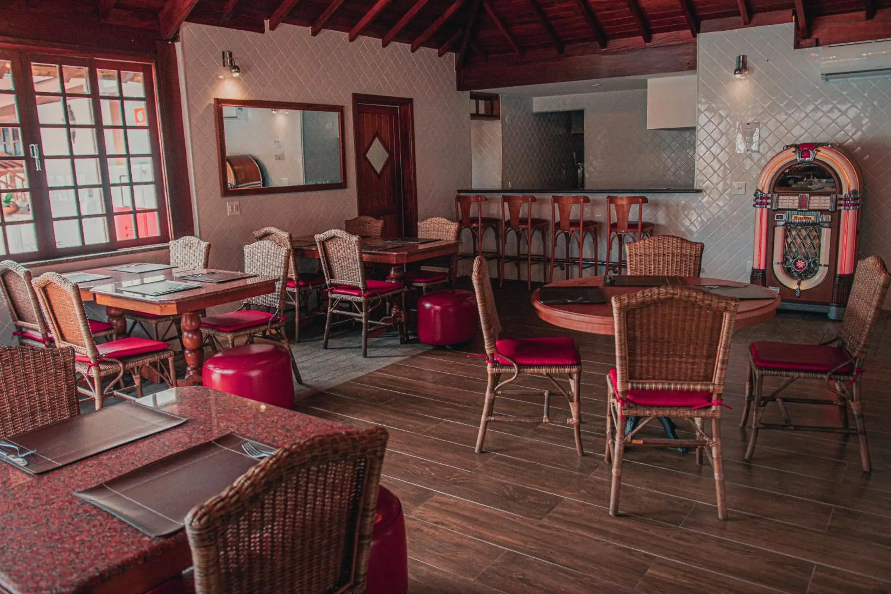 Restaurant/Places to Eat in Vila Angatu Eco Resort SPA