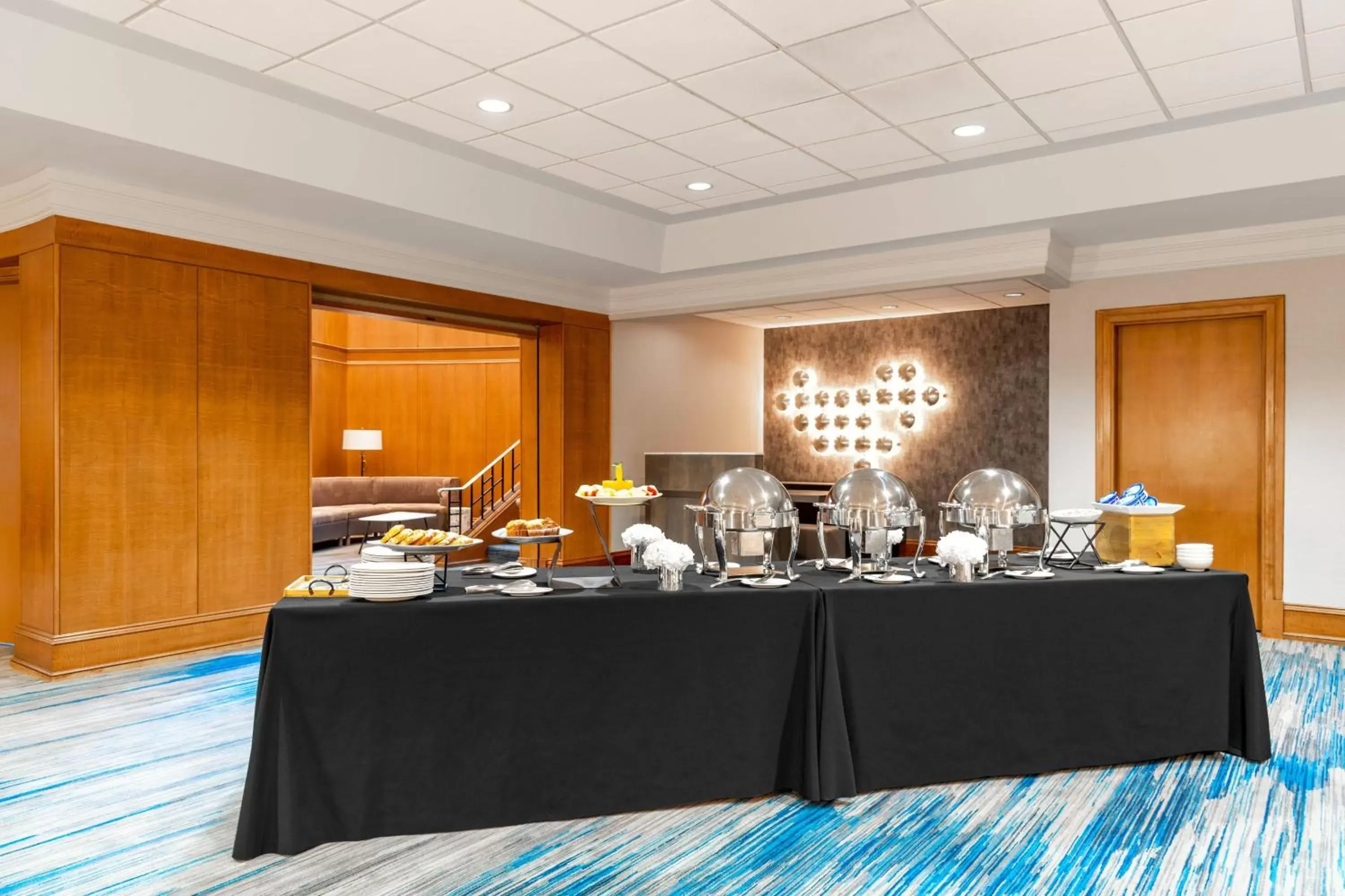 Meeting/conference room in Courtyard by Marriott Chicago at Medical District-UIC