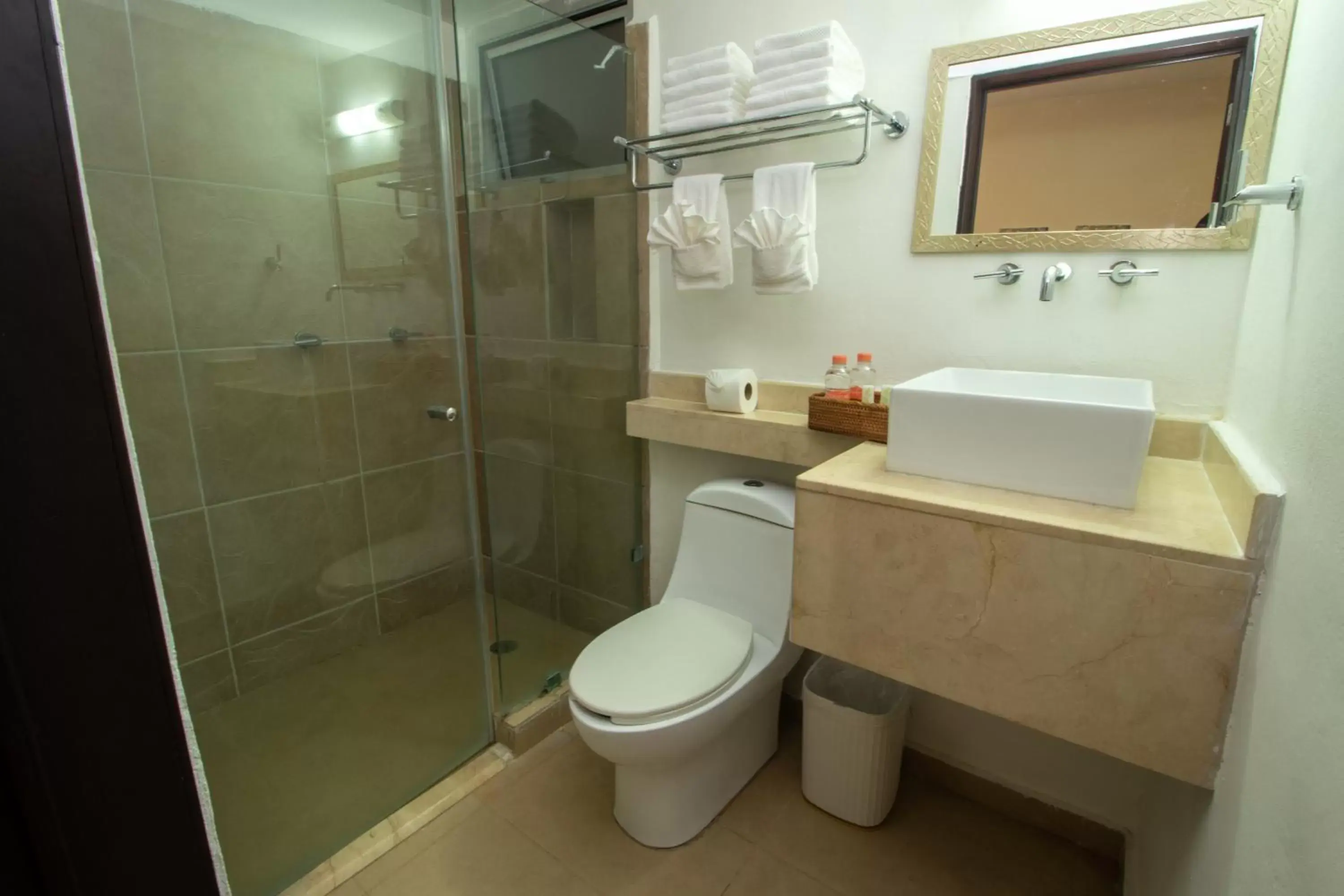 Bathroom in Hotel Villas Segovia Suites Playa del Carmen