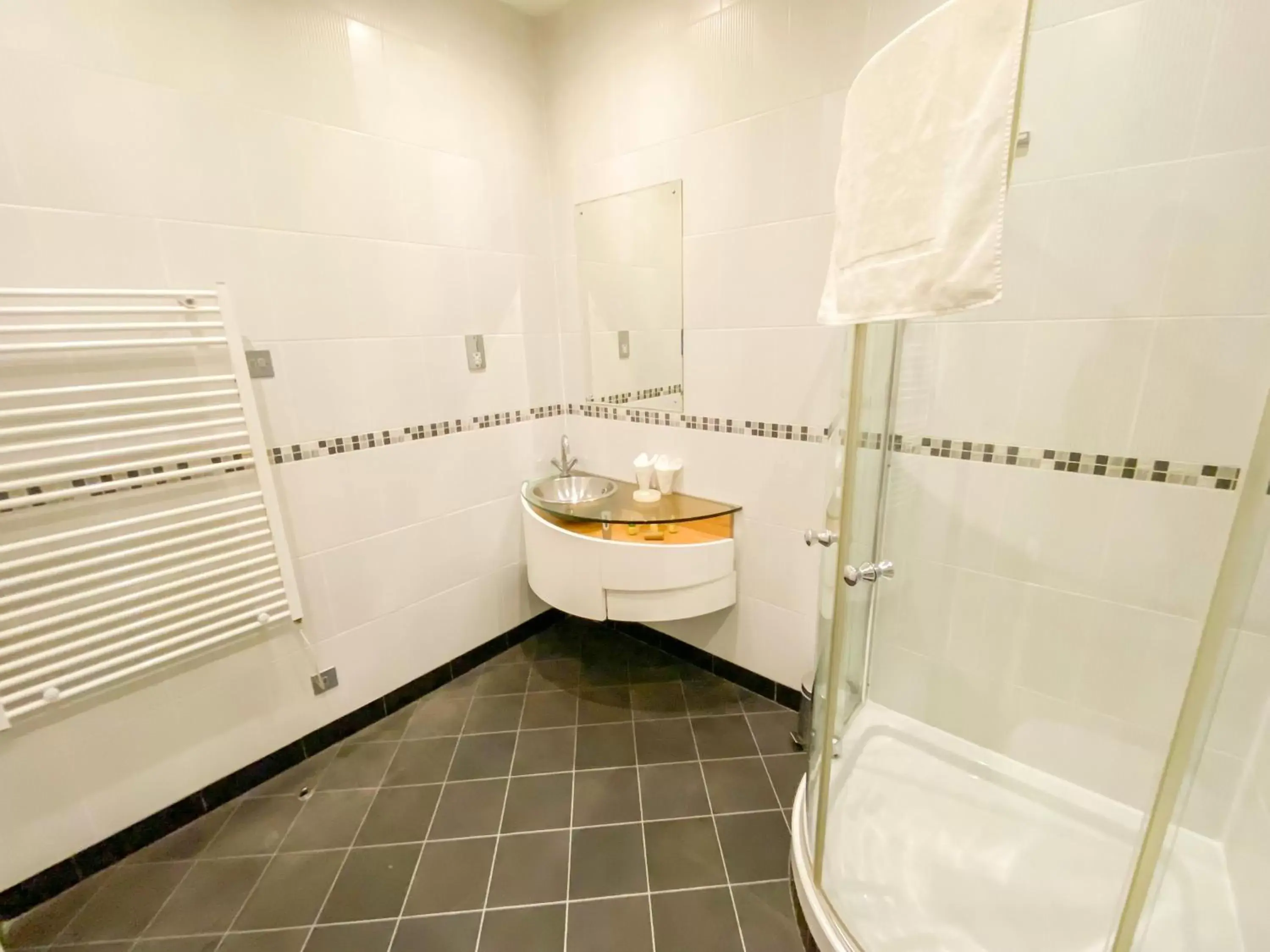 Standard Double Room in St Giles House Standard Double Room in St Giles House