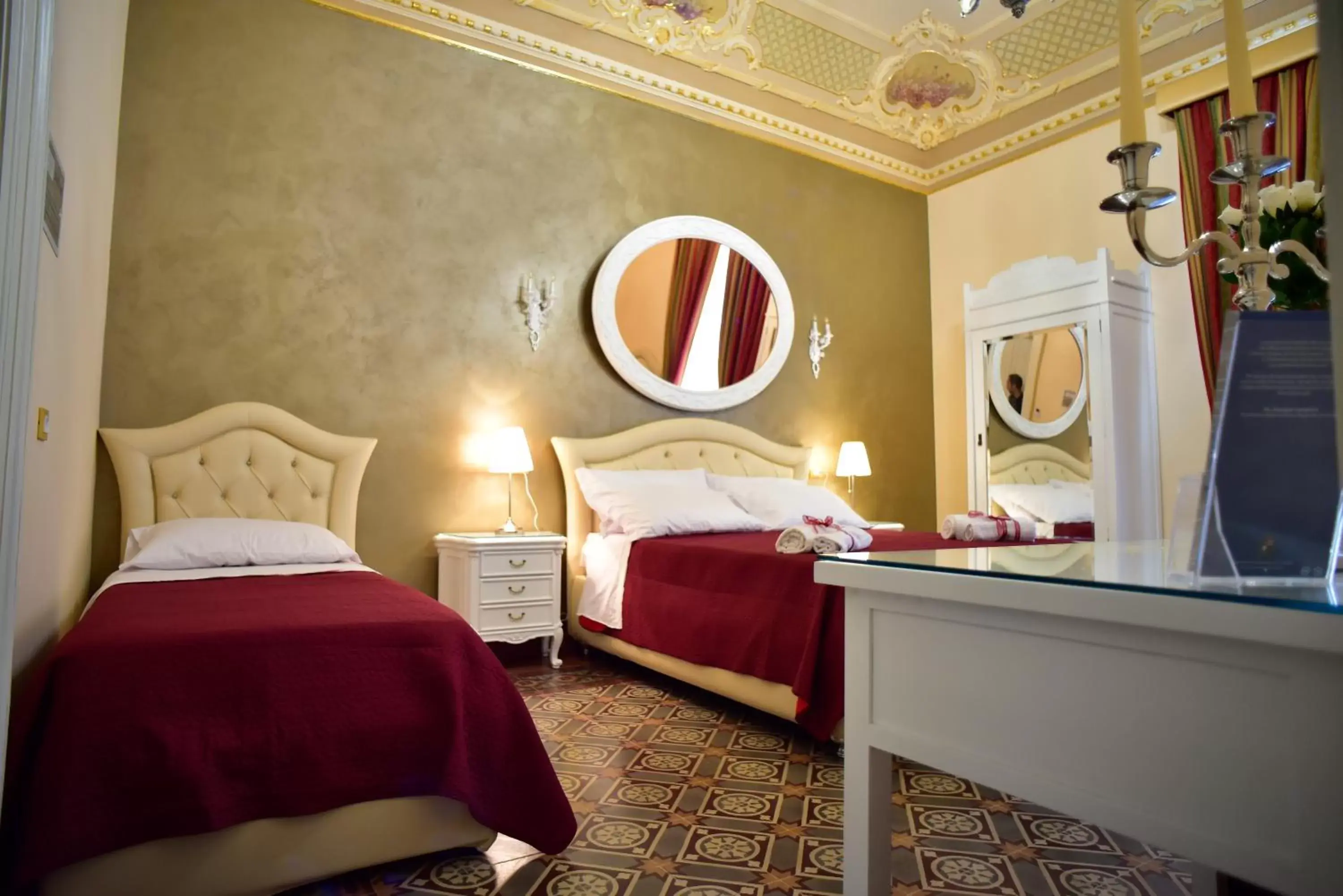 Photo of the whole room, Bed in Palazzo degli Affreschi
