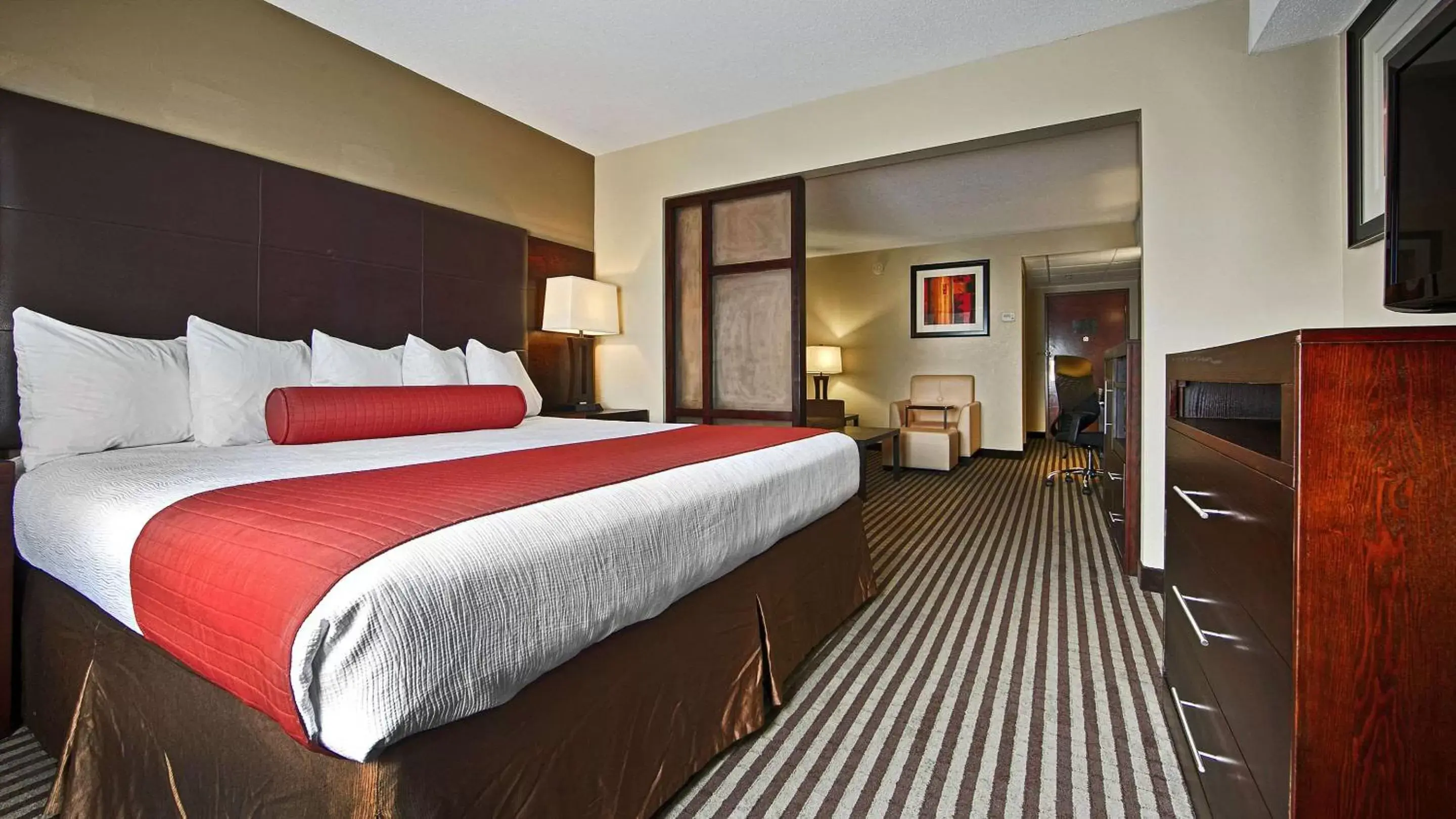 Bedroom, Bed in Comfort Inn & Suites Copley Akron