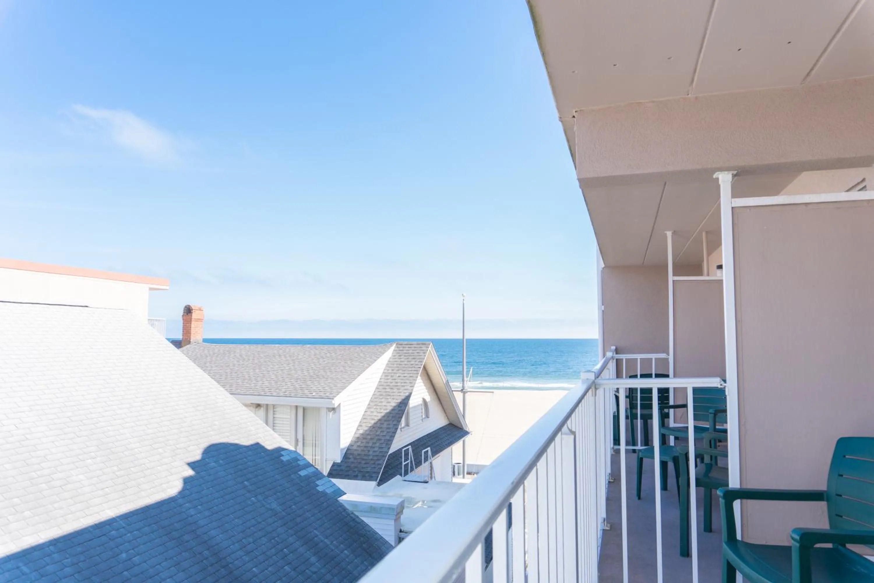 Balcony/Terrace in Comfort Inn Ocean City Boardwalk