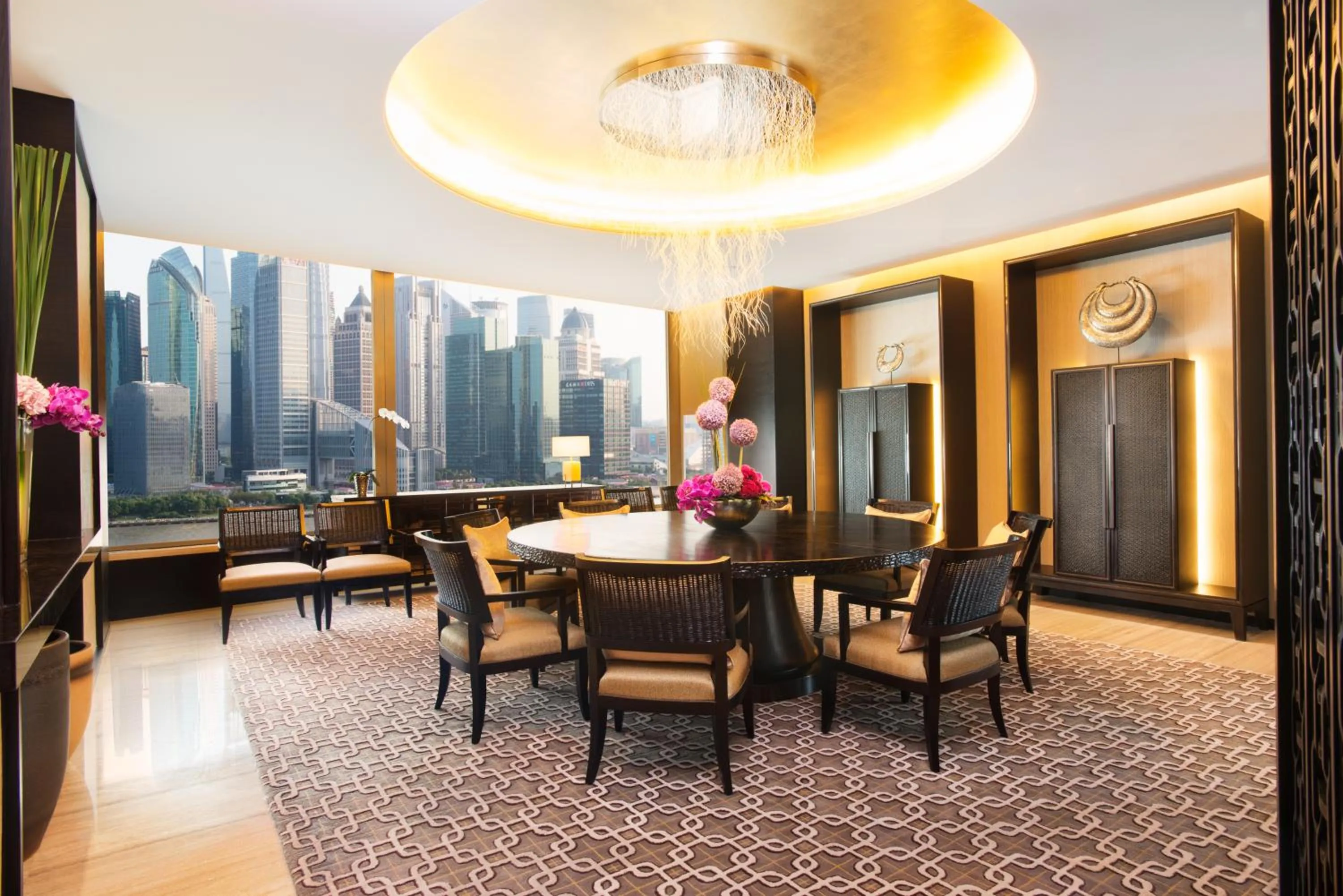 Decorative detail in Banyantree Shanghai On the Bund - Tales rooftop bar boasts a jaw-dropping panoramic vista