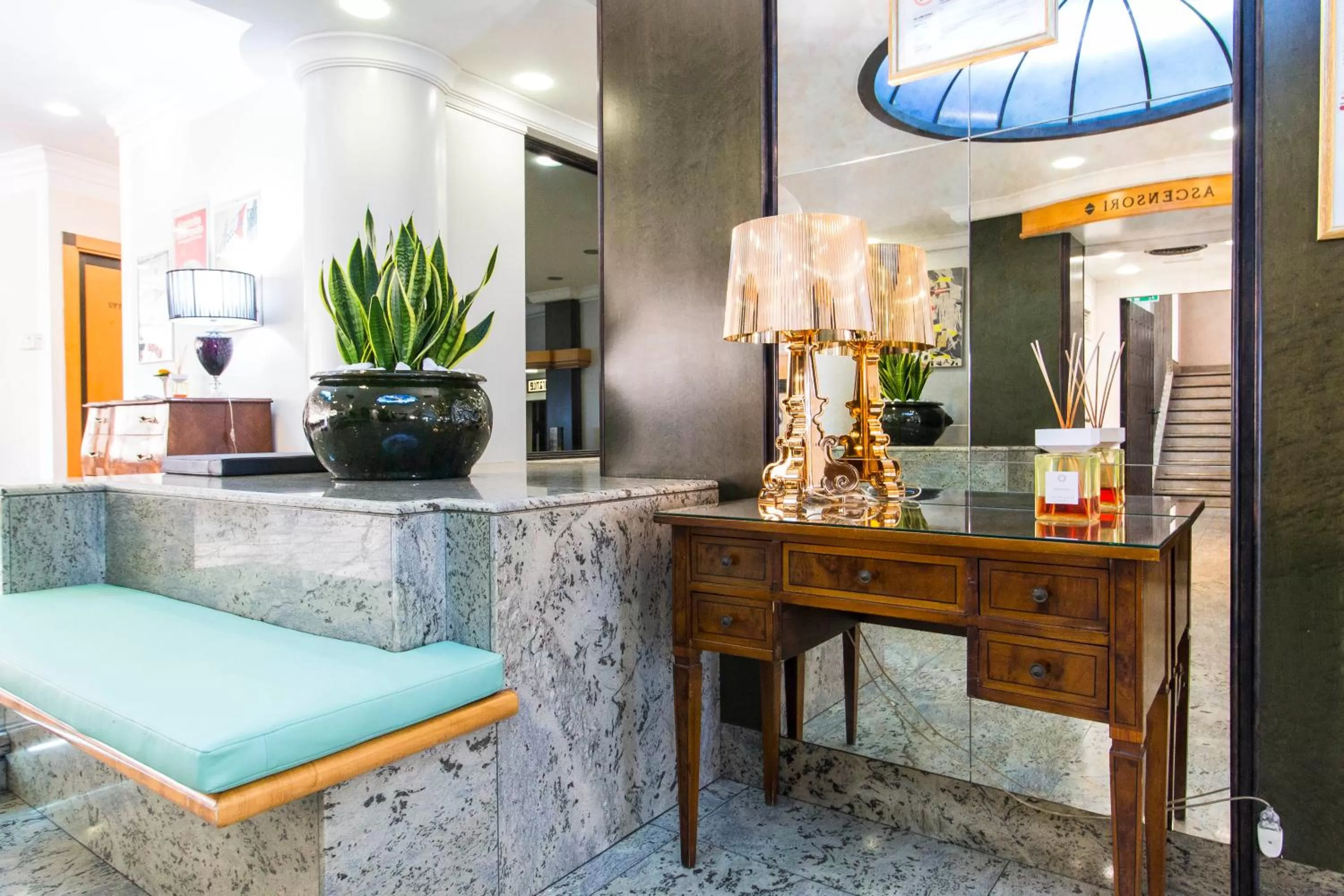 Lobby or reception in Hotel Royal Torino Centro Congressi