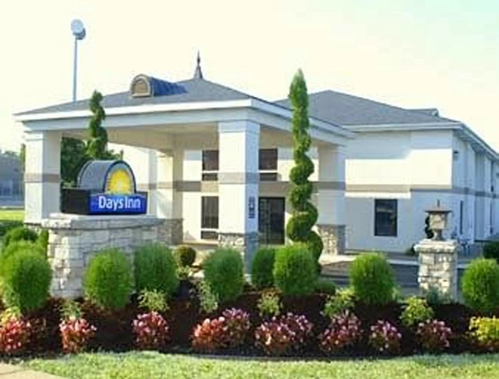 Facade/entrance in Days Inn by Wyndham Battlefield Rd/Hwy 65