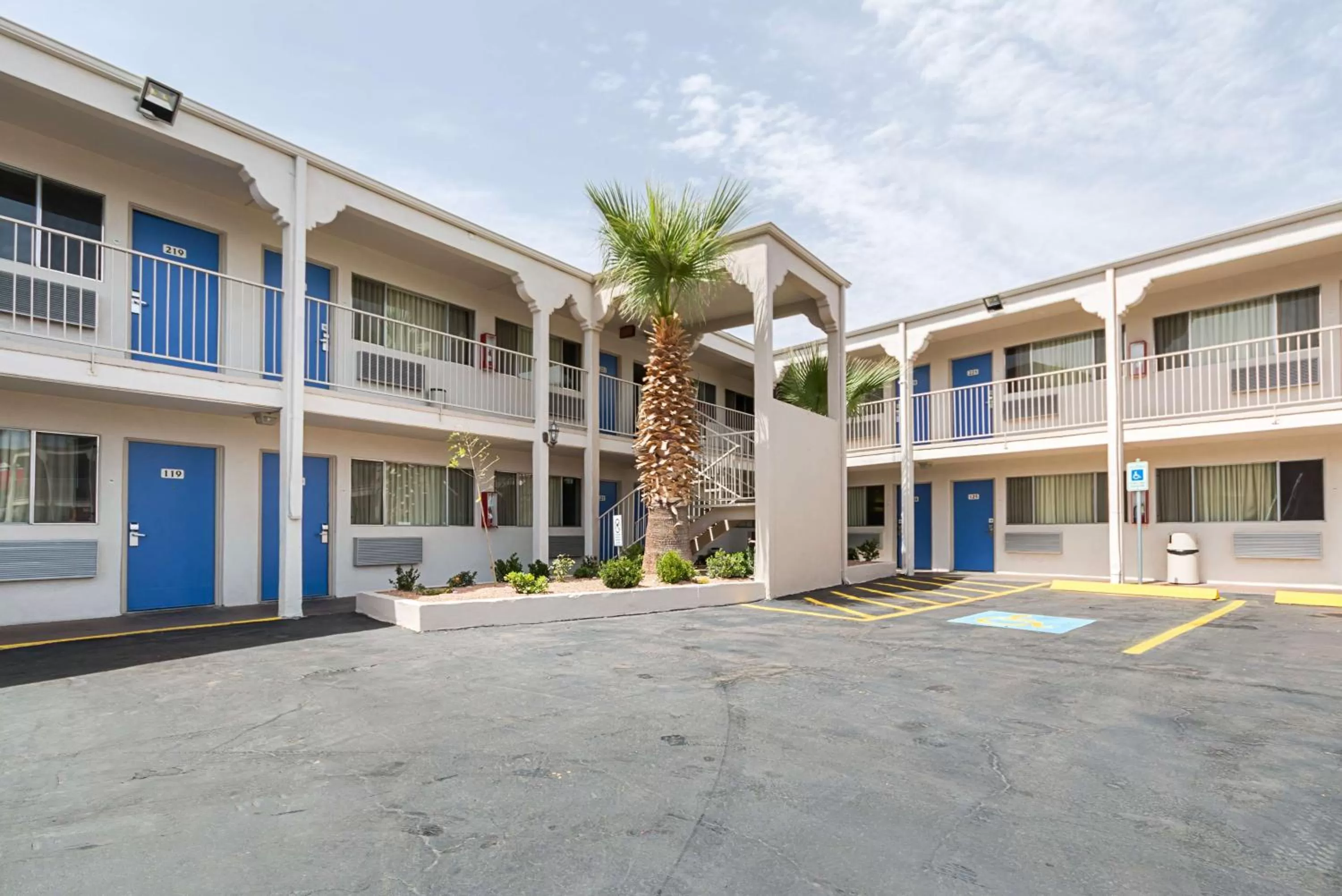 Property building in Motel 6-El Paso, TX - Airport - Fort Bliss