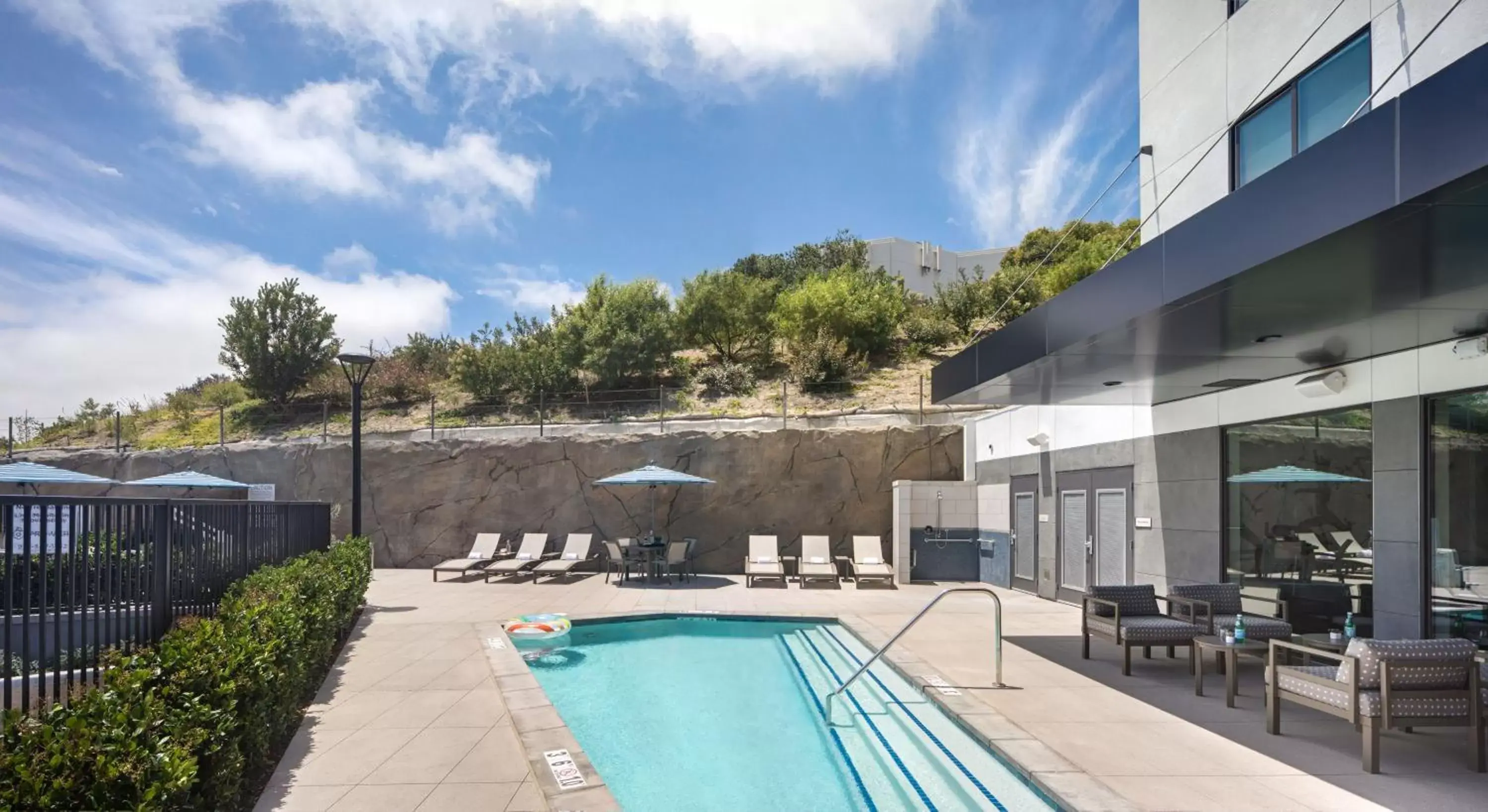 Swimming Pool in Ayres Hotel Vista Carlsbad