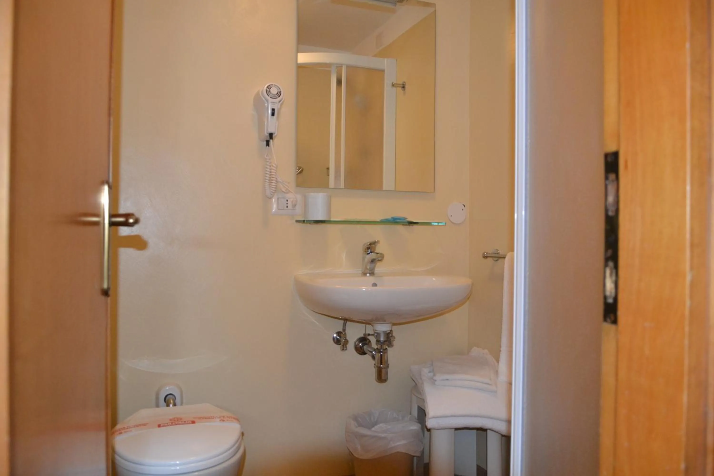 Bathroom in Hotel Canada