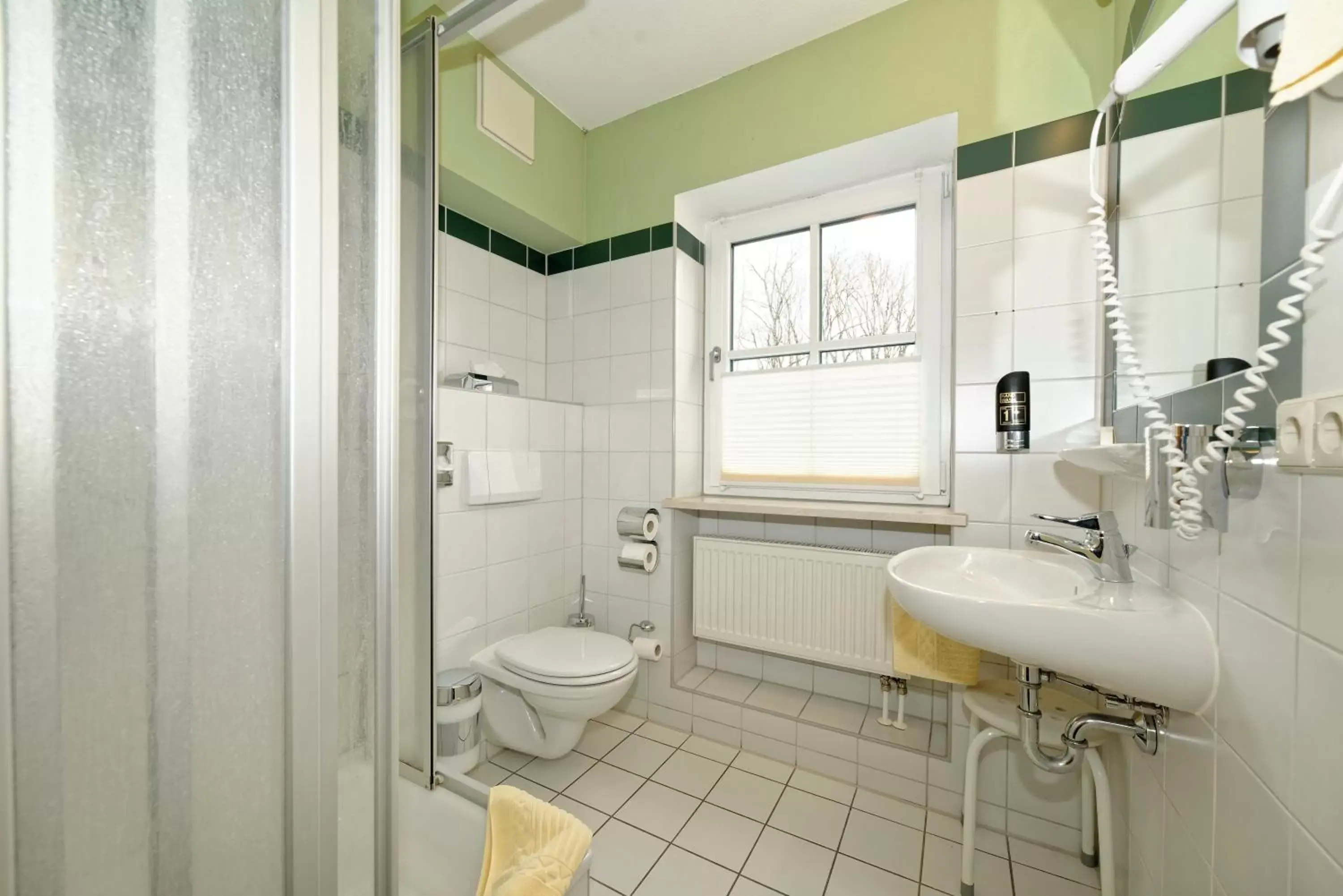 Bathroom in Hotel zum Maximilian