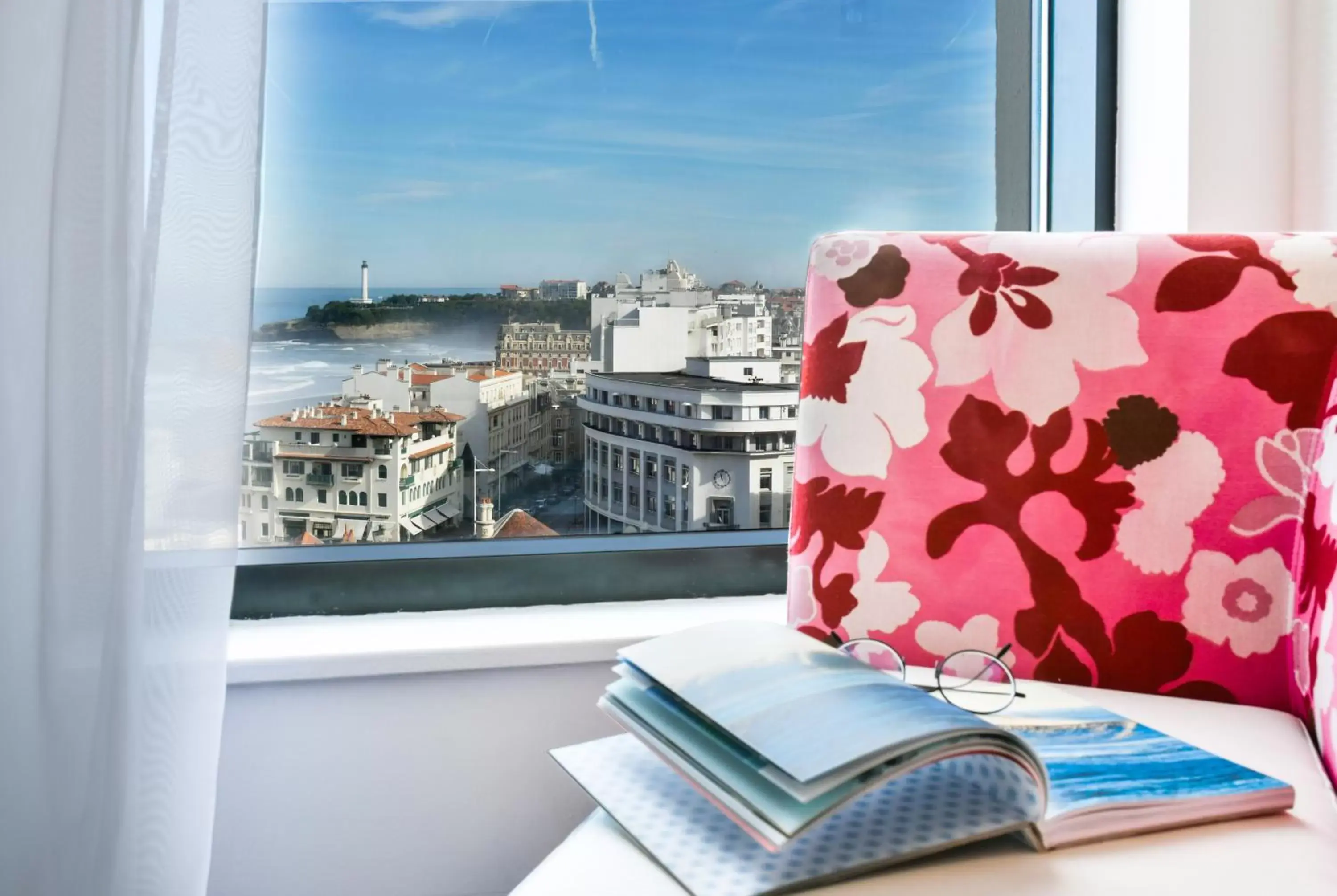 Bedroom in Mercure Président Biarritz Plage