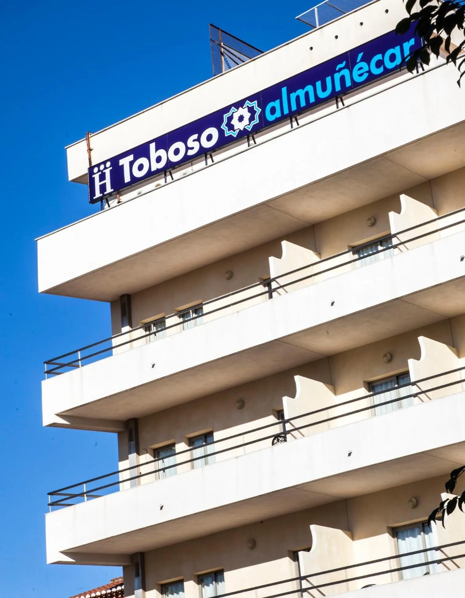 Property building in Hotel Toboso Almuñécar