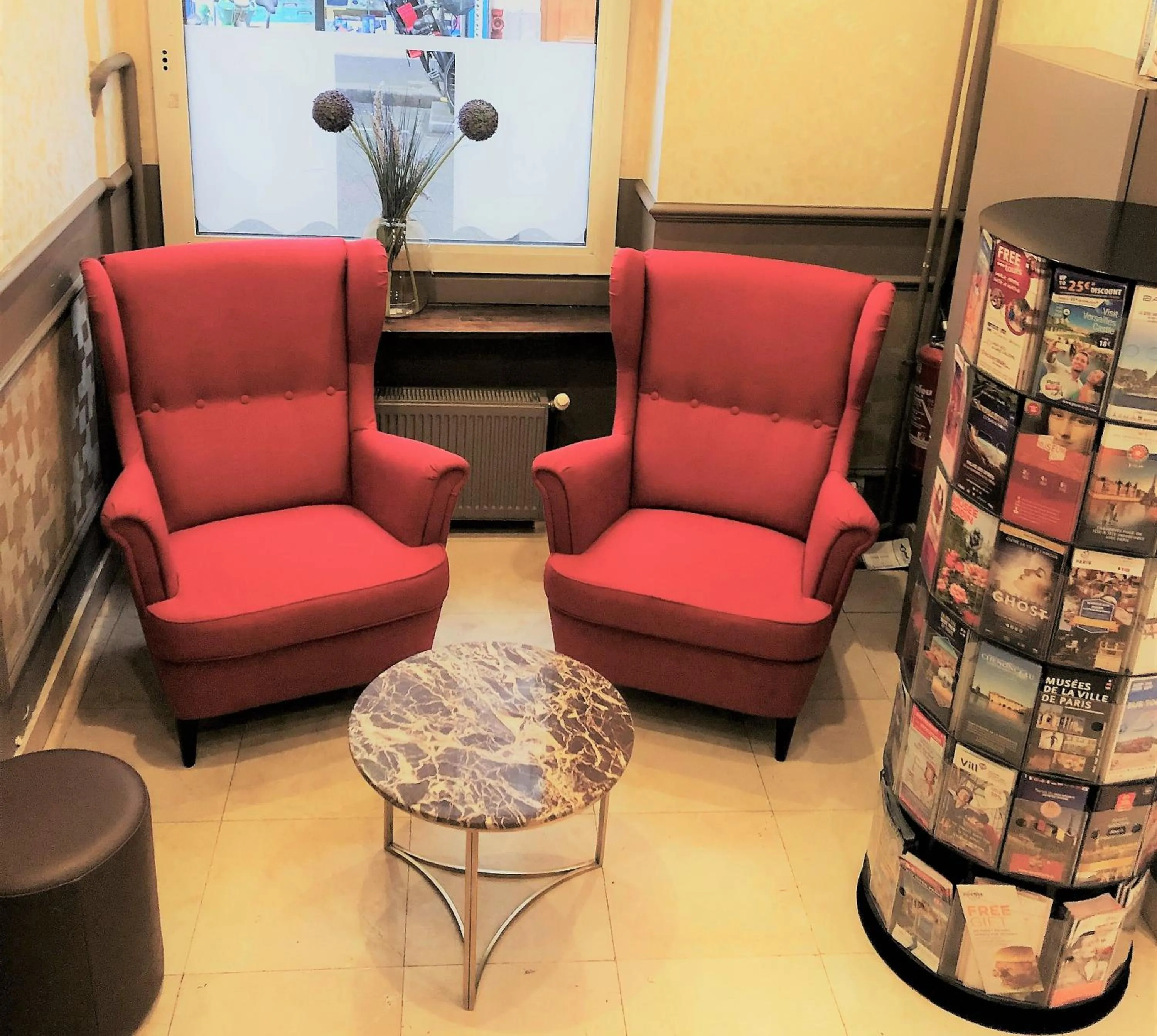 Living room in Hotel Chabrol Opera