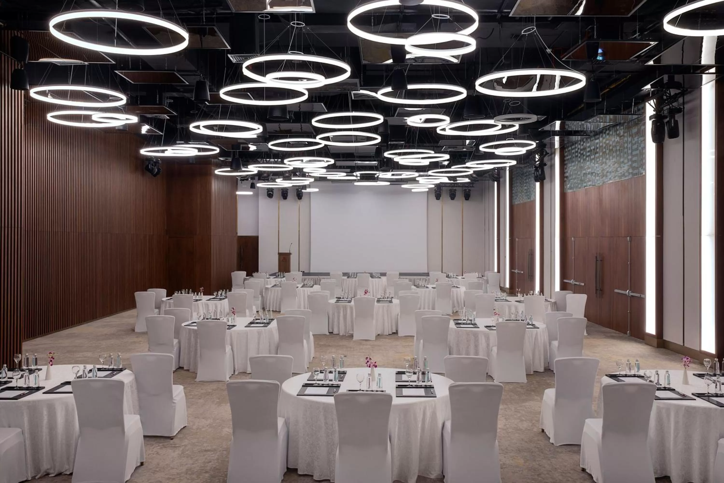 Meeting/conference room in Jeddah Marriott Hotel Madinah Road