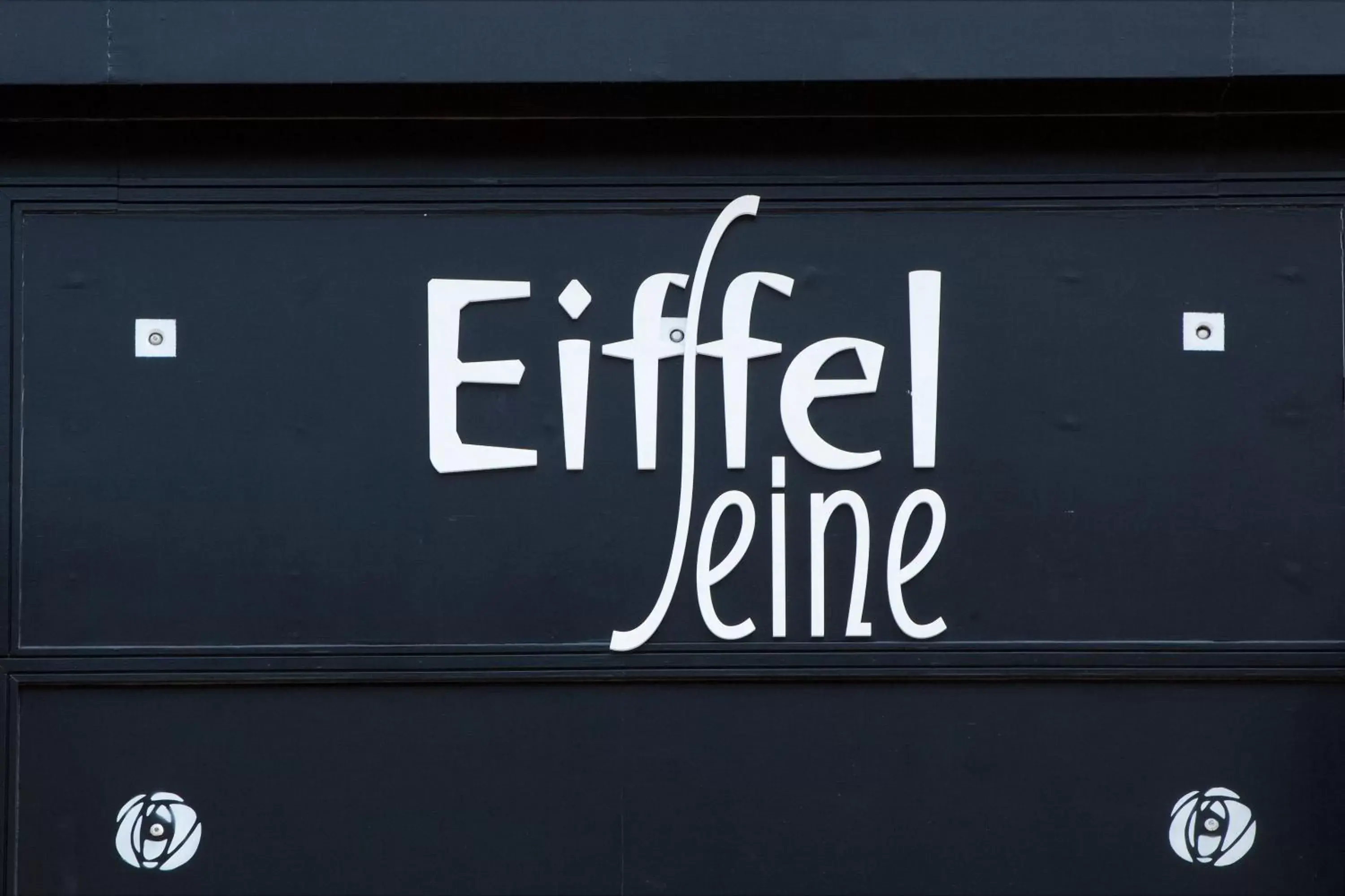 Property logo or sign in Hotel Eiffel Seine