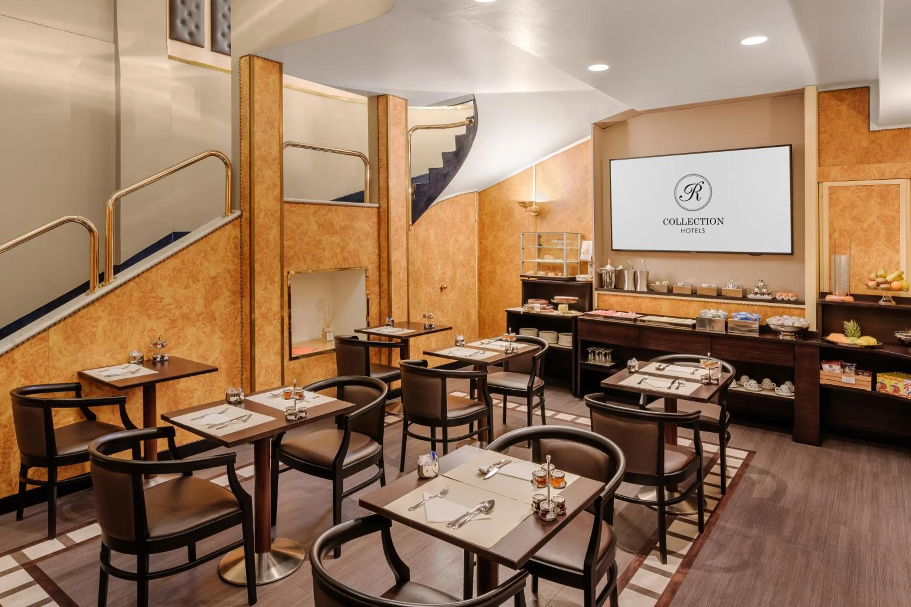 Restaurant/places to eat in Hotel Mentana, by R Collection Hotels