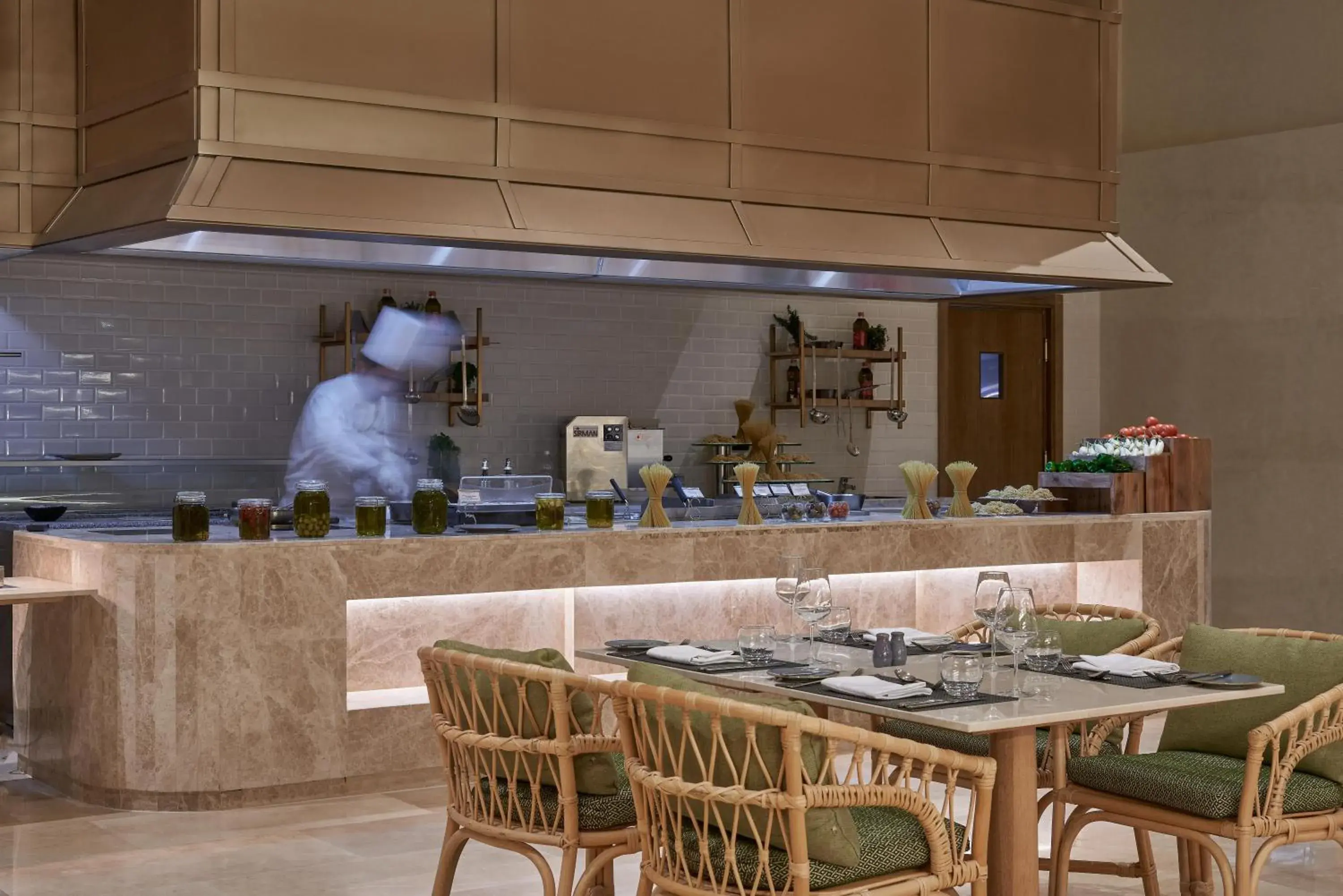 Restaurant/places to eat, Kitchen/Kitchenette in Steigenberger Golf Resort El Gouna
