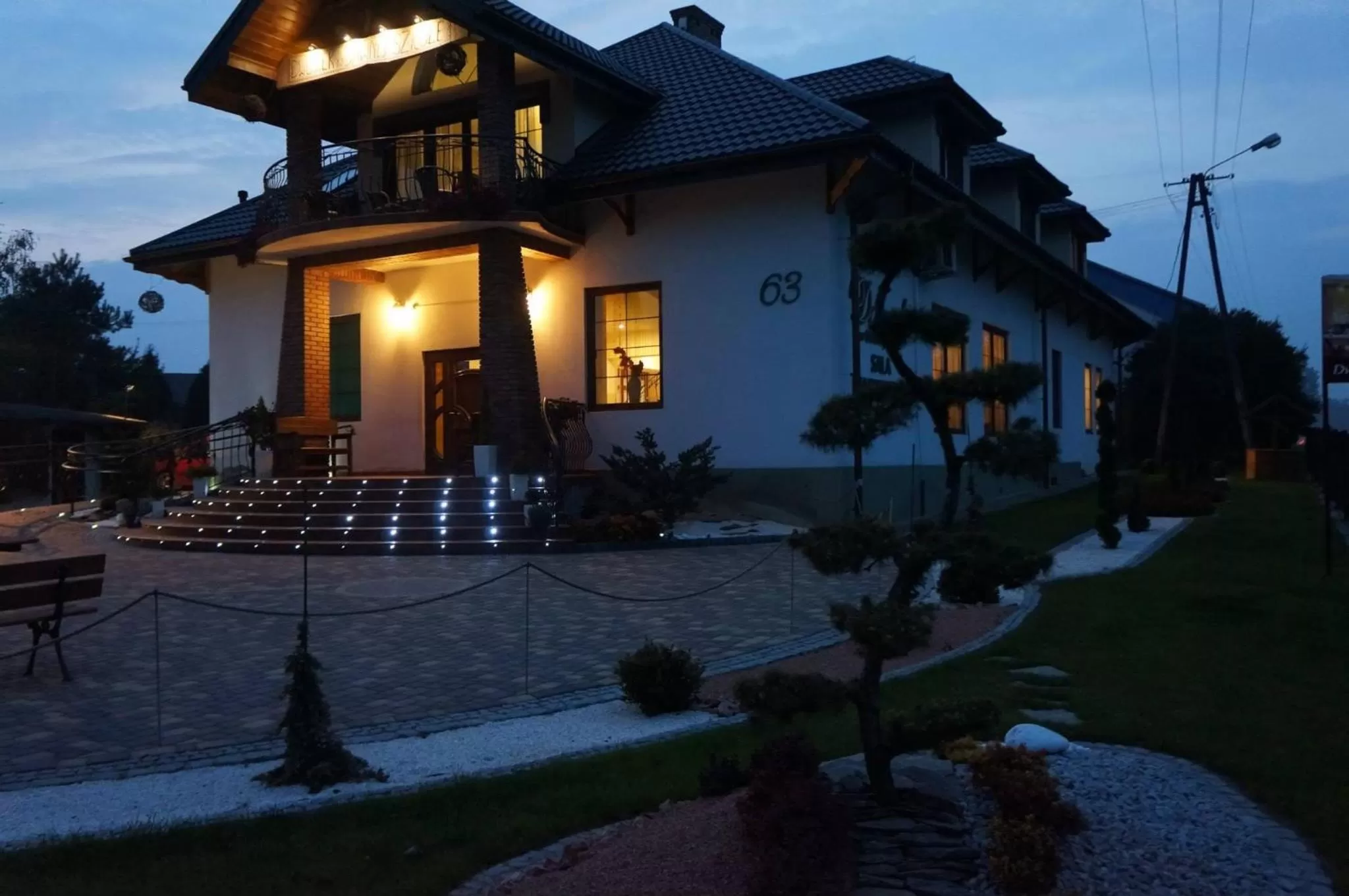 Property building in Dworek w Dawnej Szkole