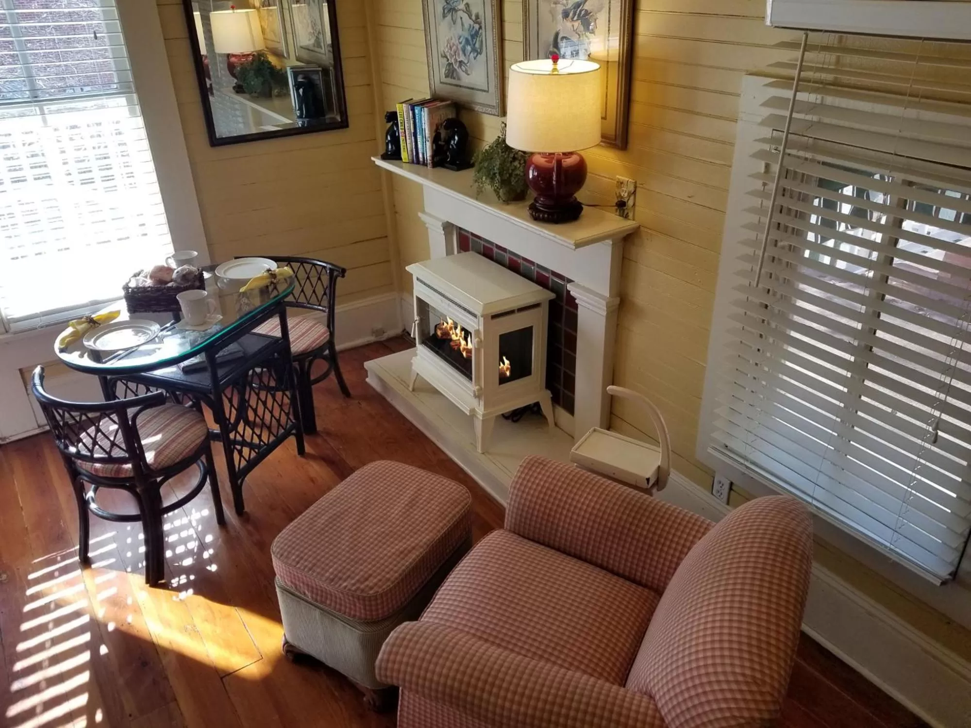 Seating Area in Rosemont B&B Cottages