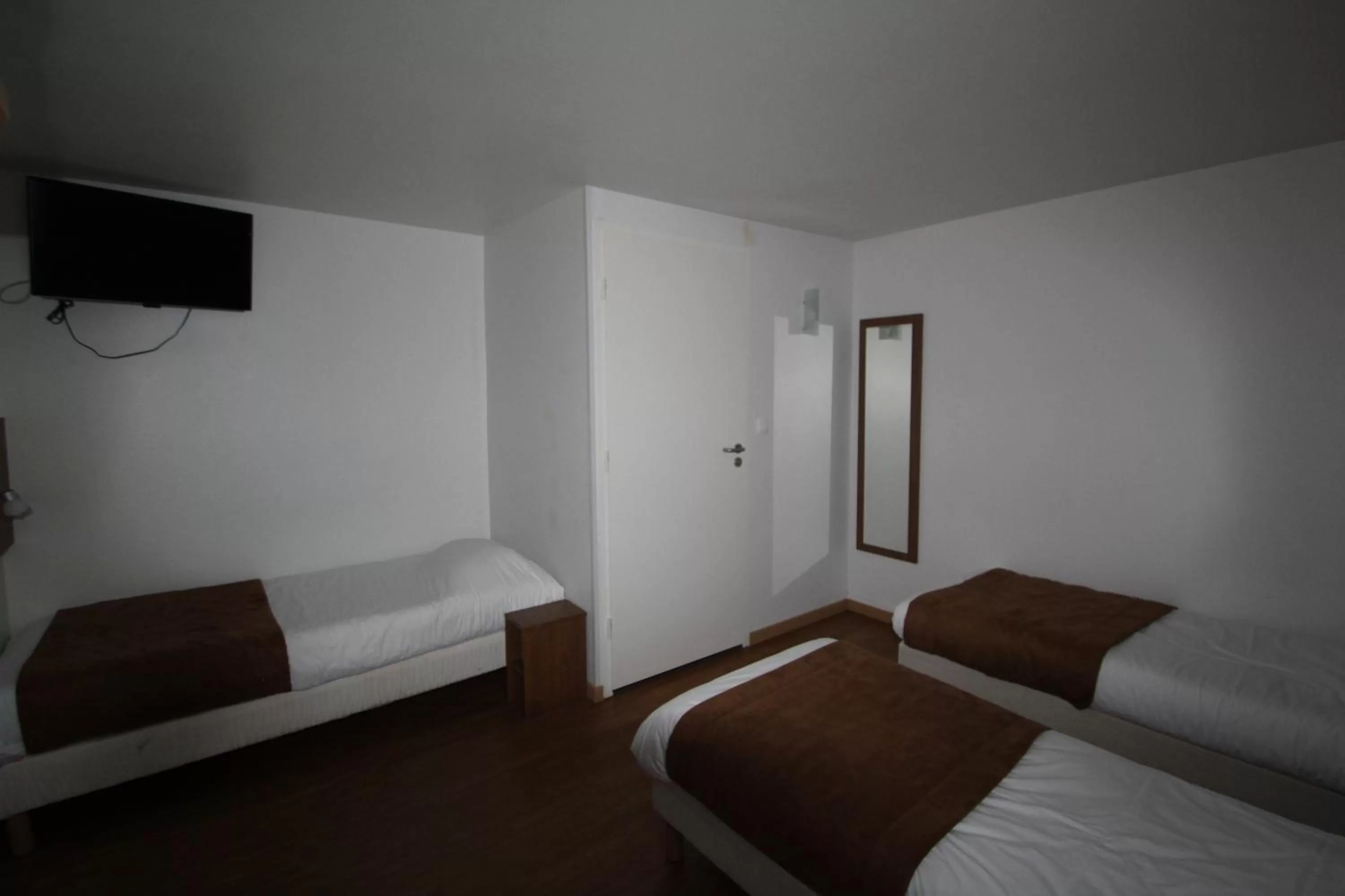 Bed in Fasthotel Tours Sud