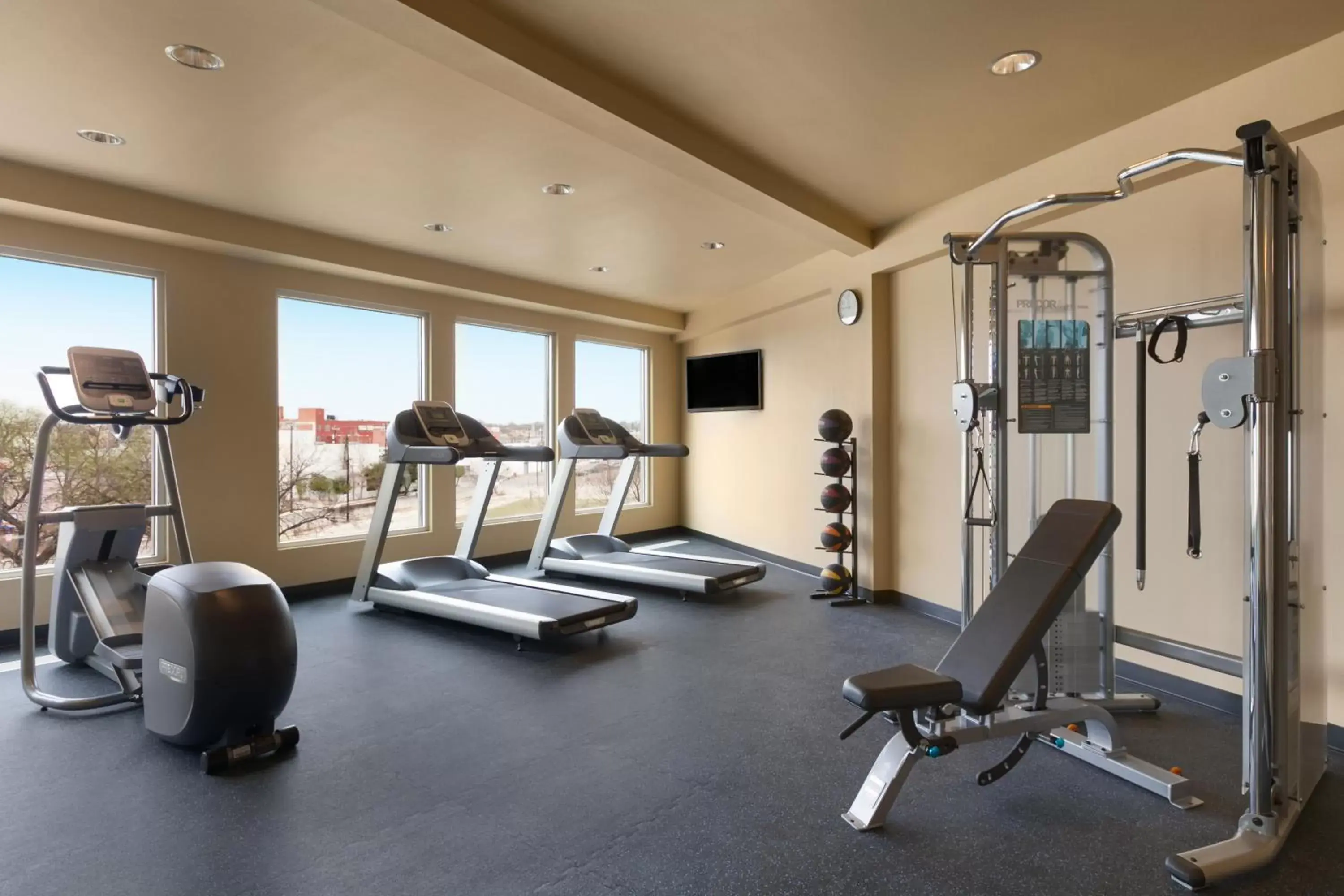 Fitness centre/facilities, Fitness Center/Facilities in Wyndham Garden River Walk Museum Reach