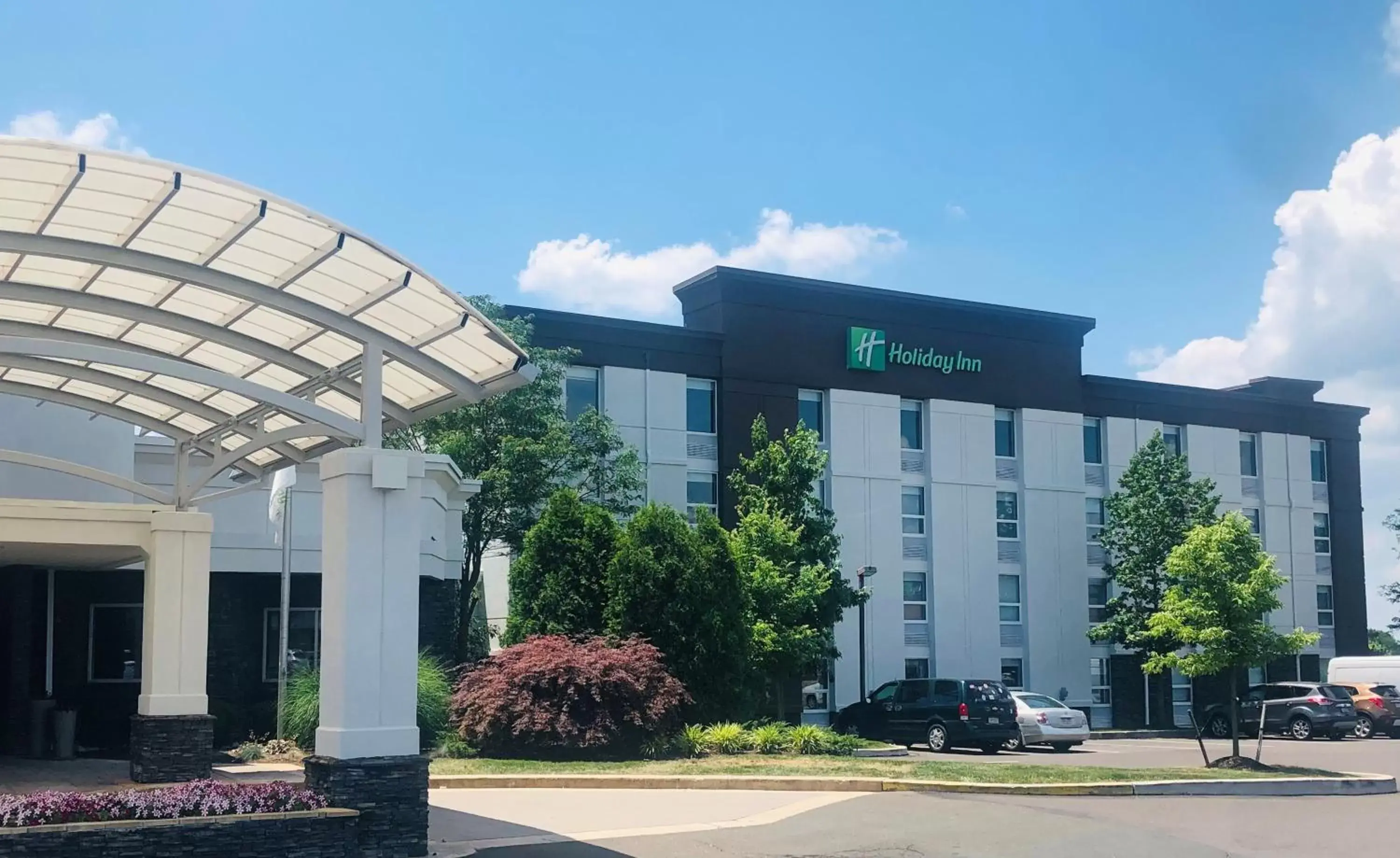 Property Building in Holiday Inn Lansdale-Hatfield, an IHG Hotel