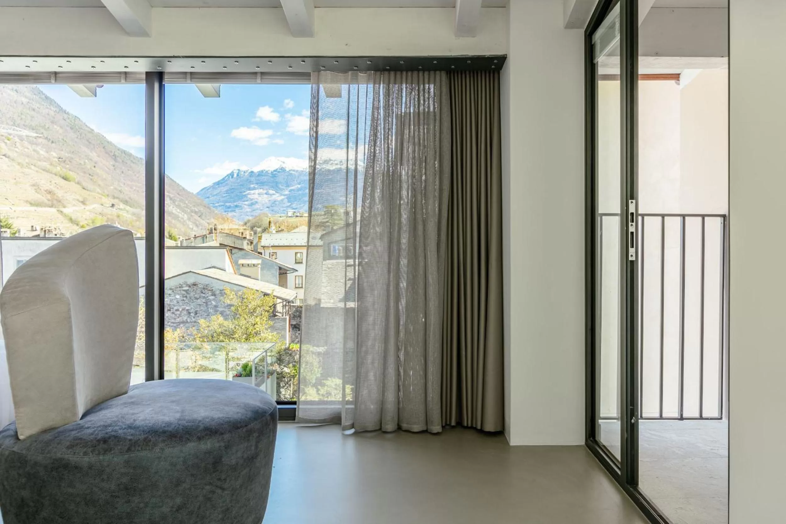 Mountain view in DOMUS CAVOUR Rooms&Suites