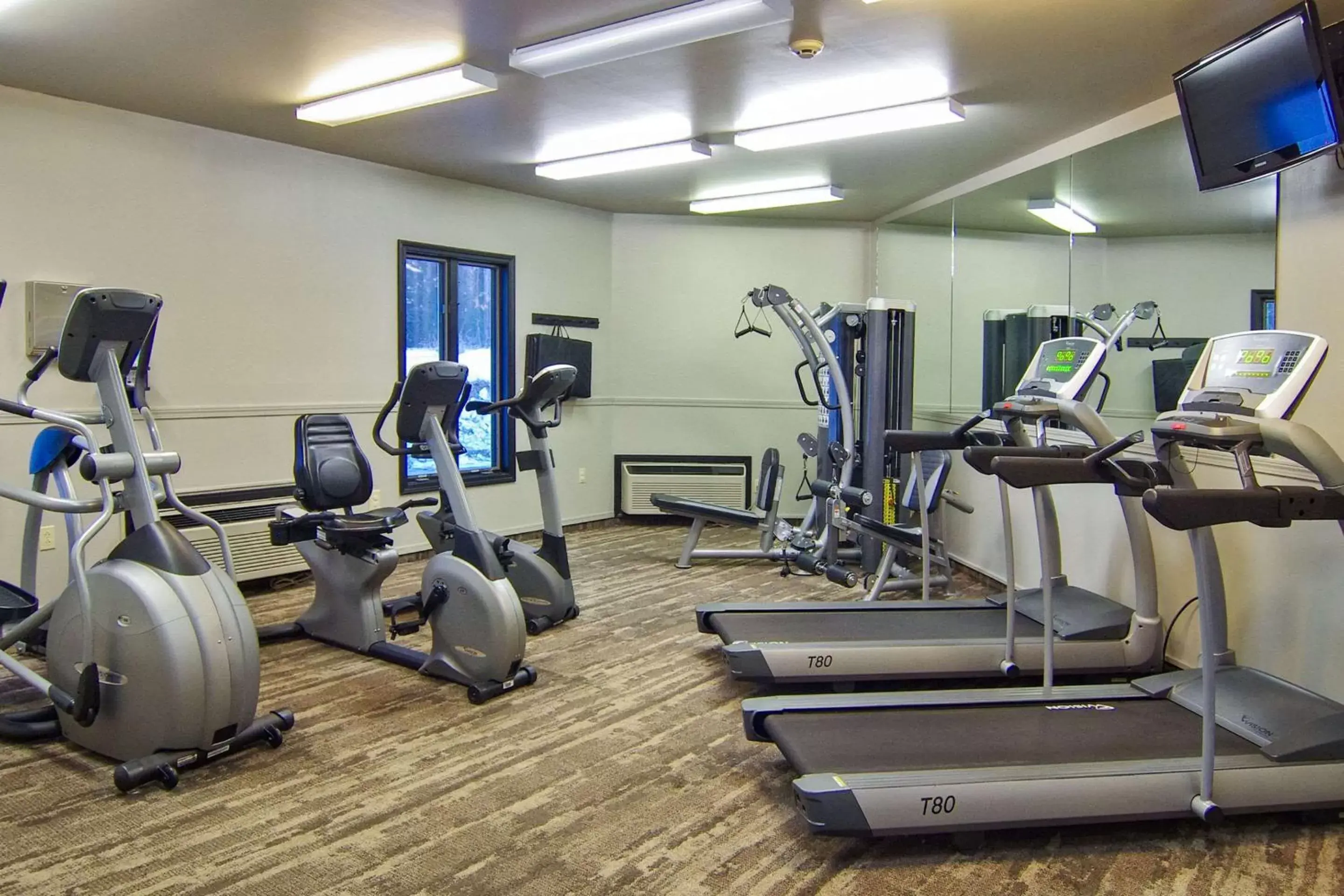 Fitness centre/facilities, Fitness Center/Facilities in Green Granite Inn, Ascend Hotel Collection