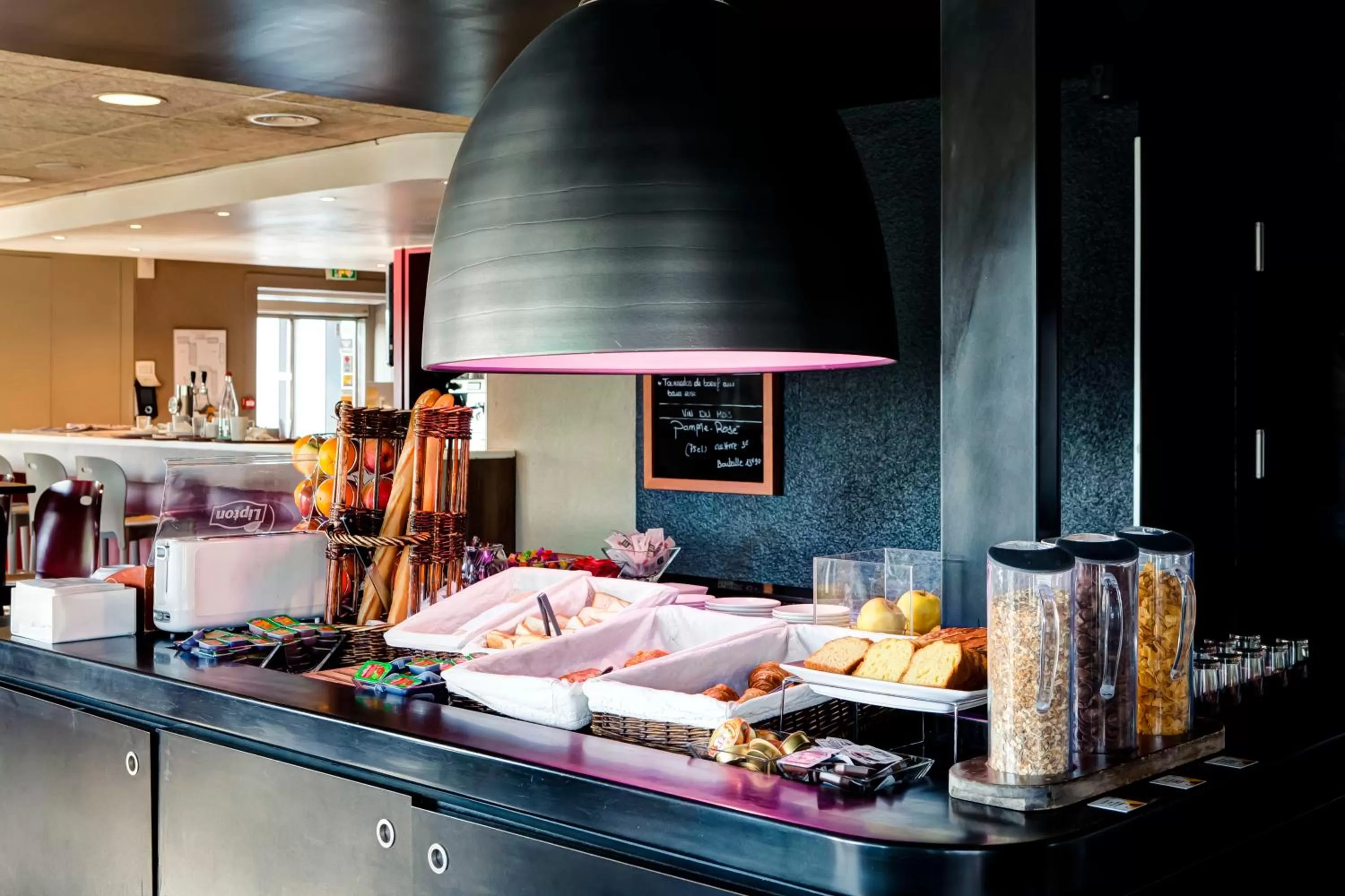 Restaurant/places to eat in Campanile Evry Ouest - Corbeil Essonnes